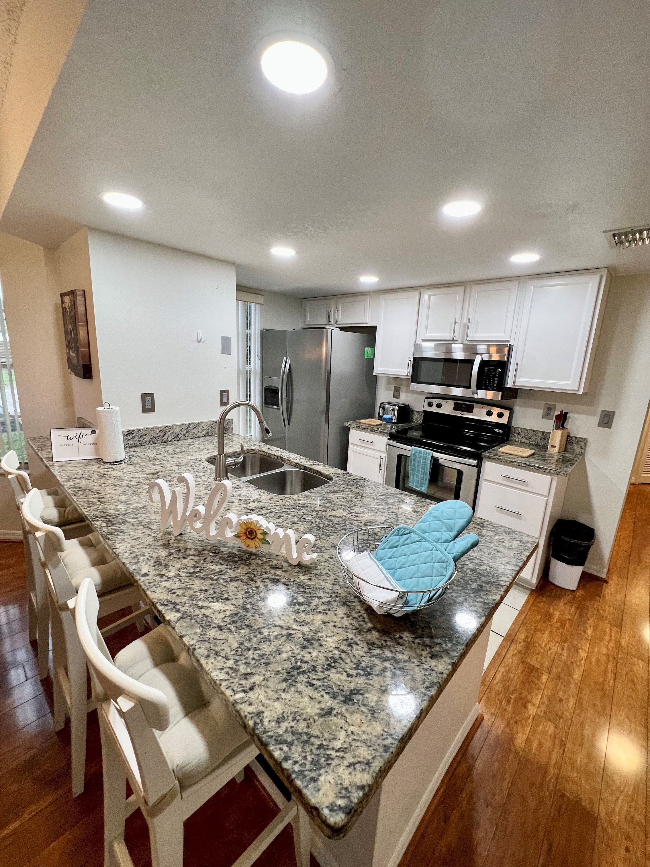 Grand Family Deluxe 3BD Condo near Disney #22