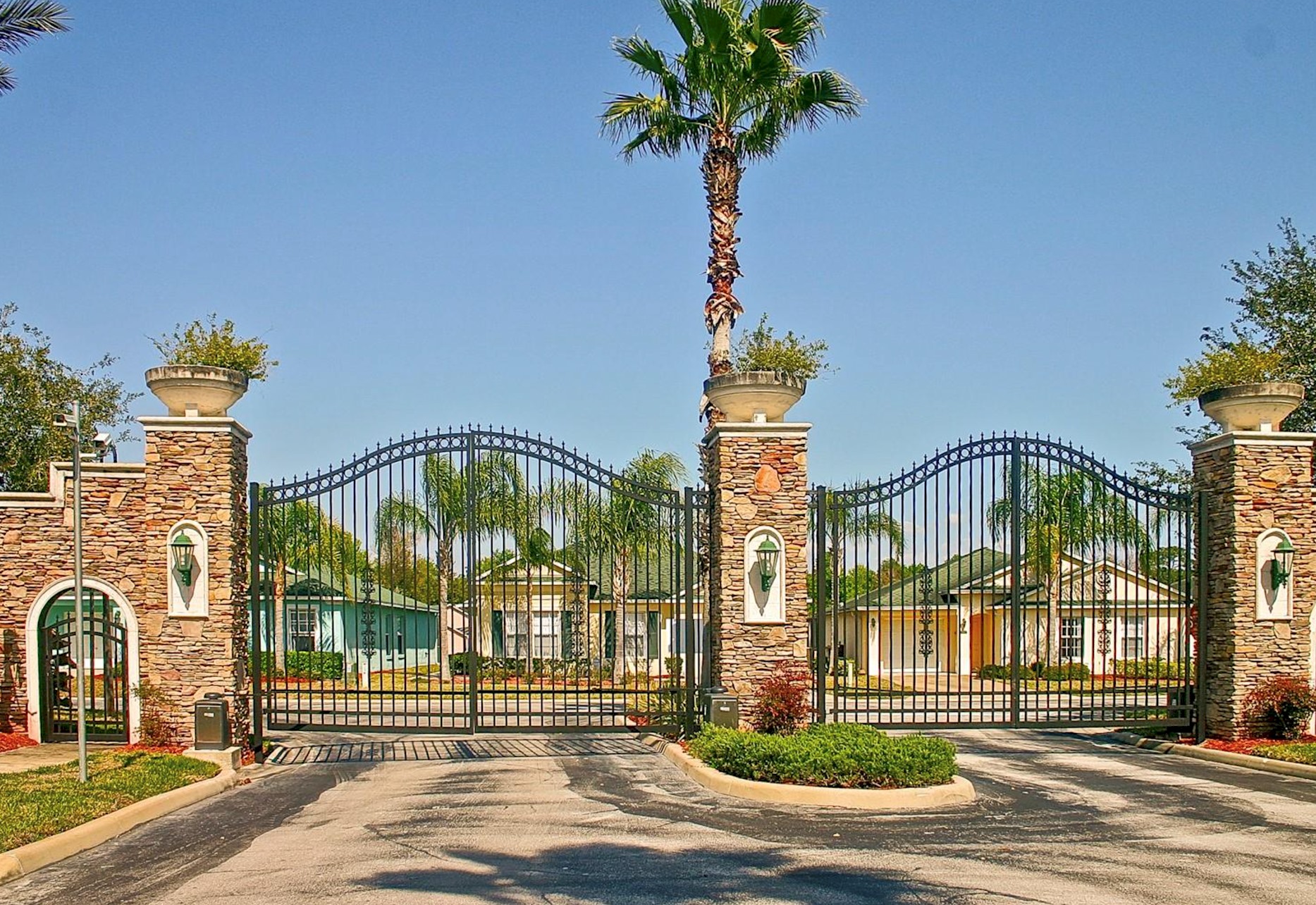 The Summer Palms 5BR Pool Home near Disney Parks