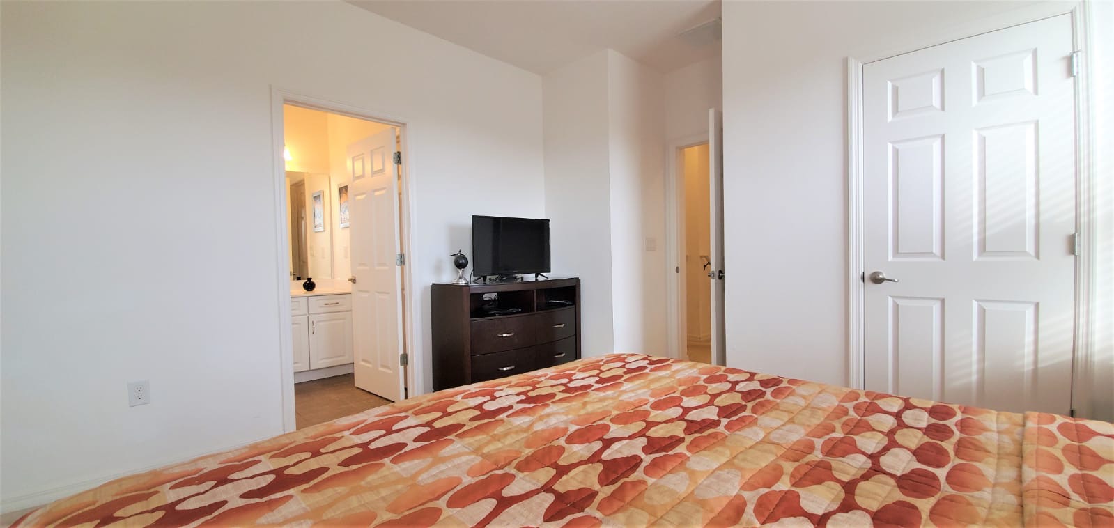 Grand EXEC 4BR Pool Home near Disney Parks