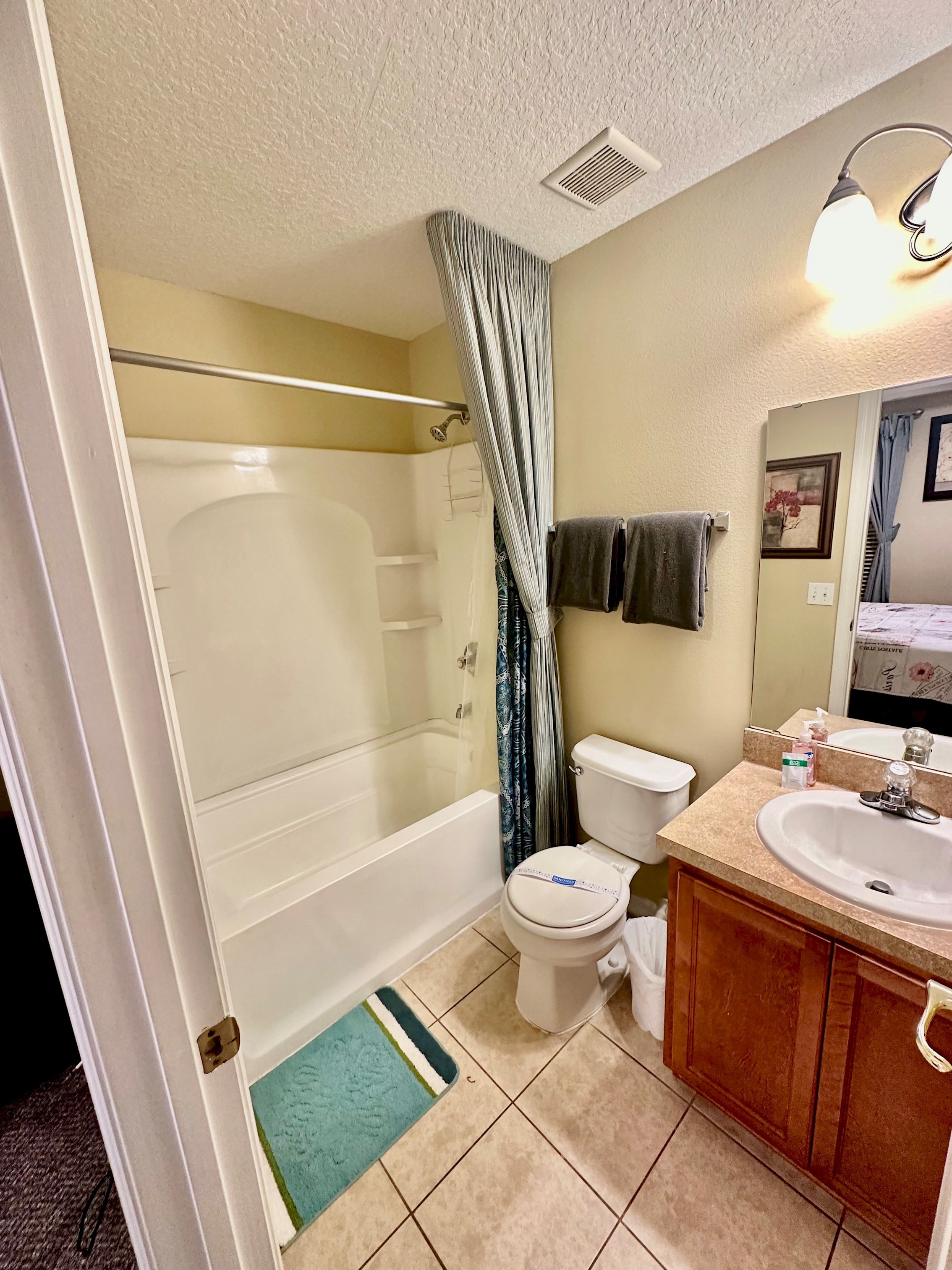 Grand Luxury 3BR Townhouse near Disney Parks