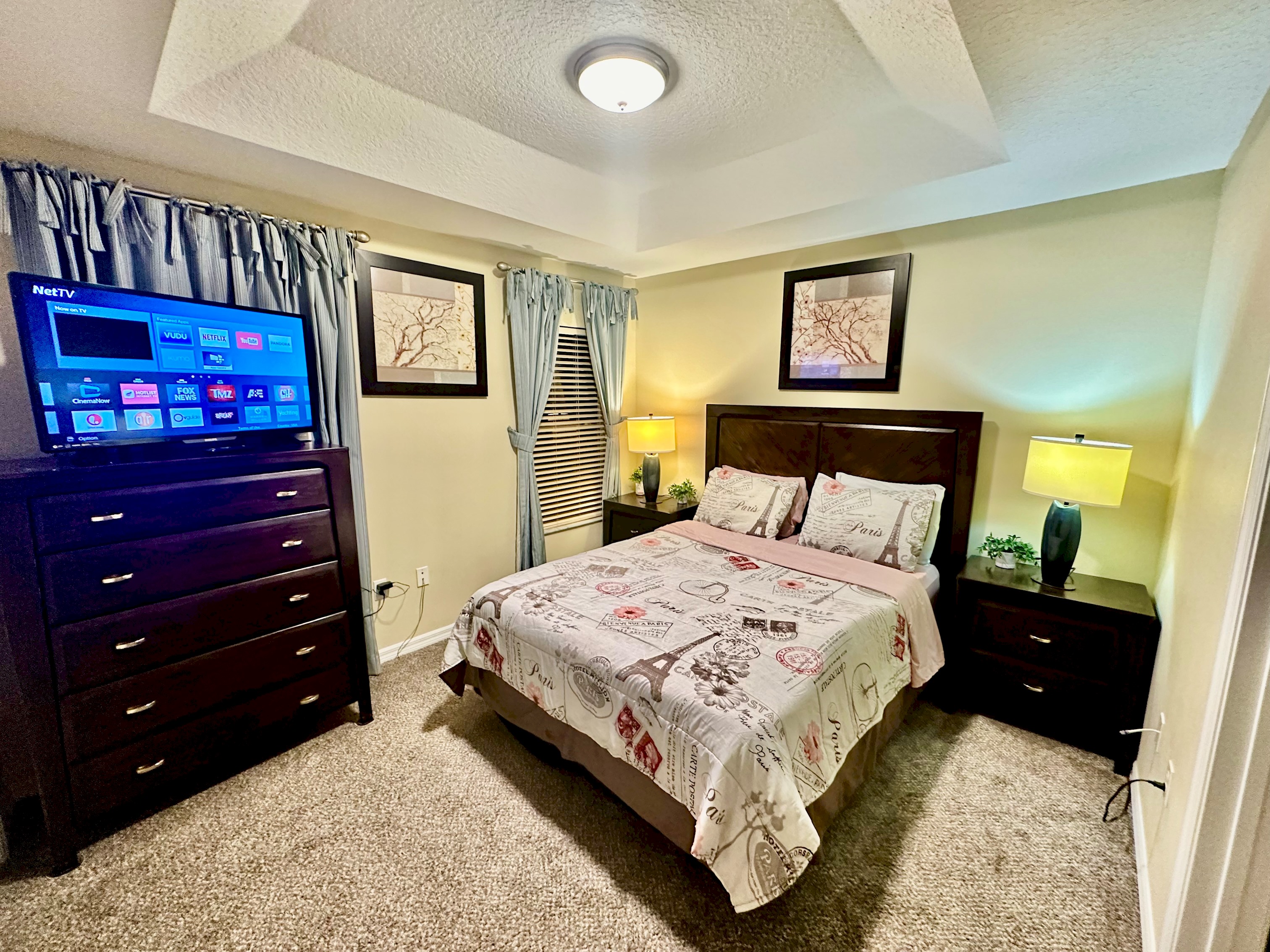 Grand Luxury 3BR Townhouse near Disney Parks