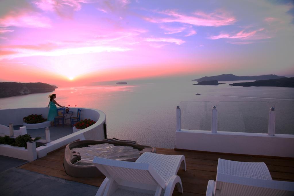 Holiday homes: Villas,Cottages, Rooms