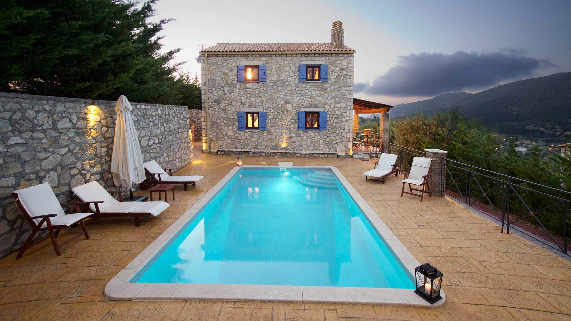 Holiday homes: Villas,Cottages, Rooms