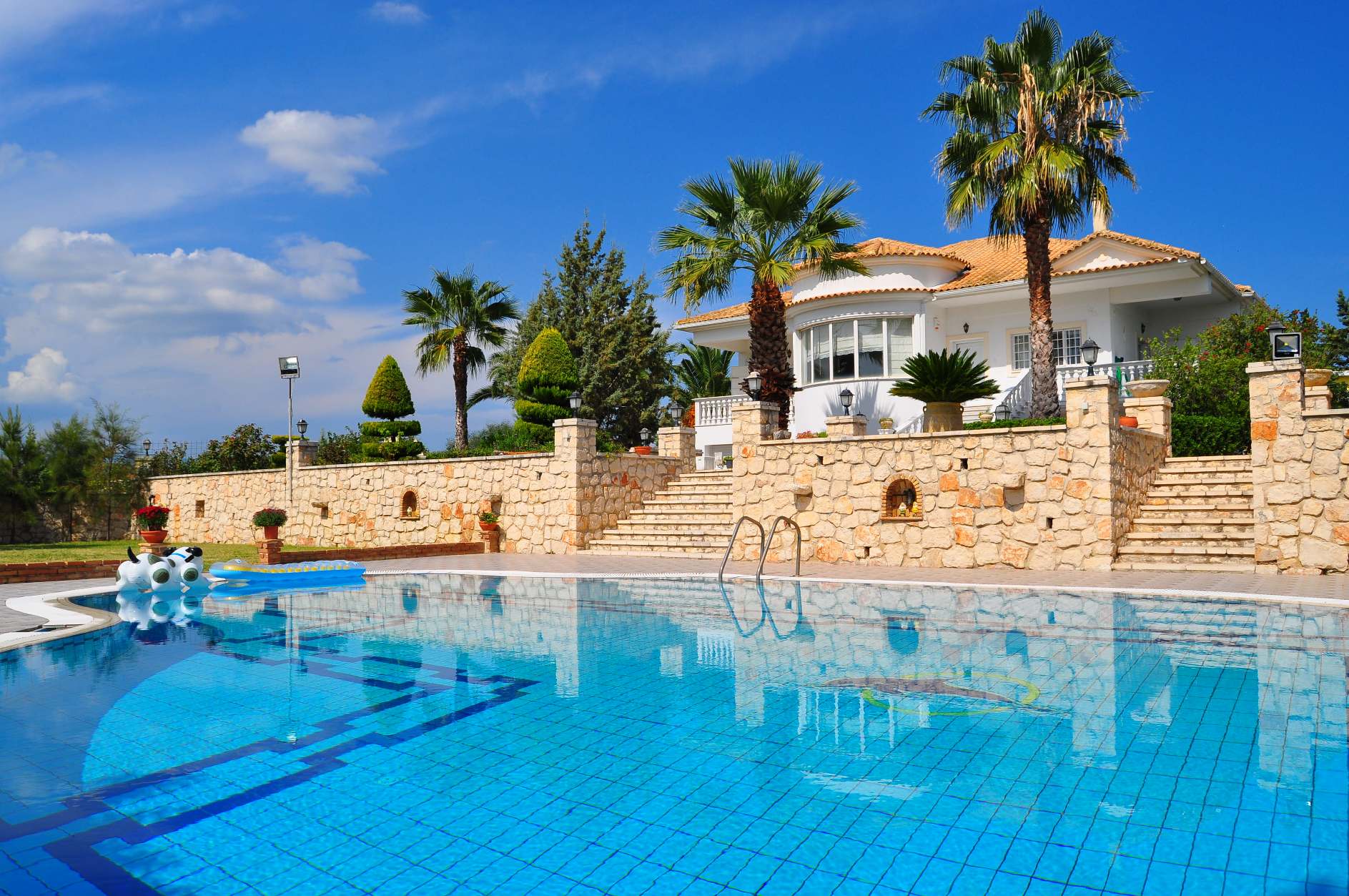 -Ampelokipoi, Greece