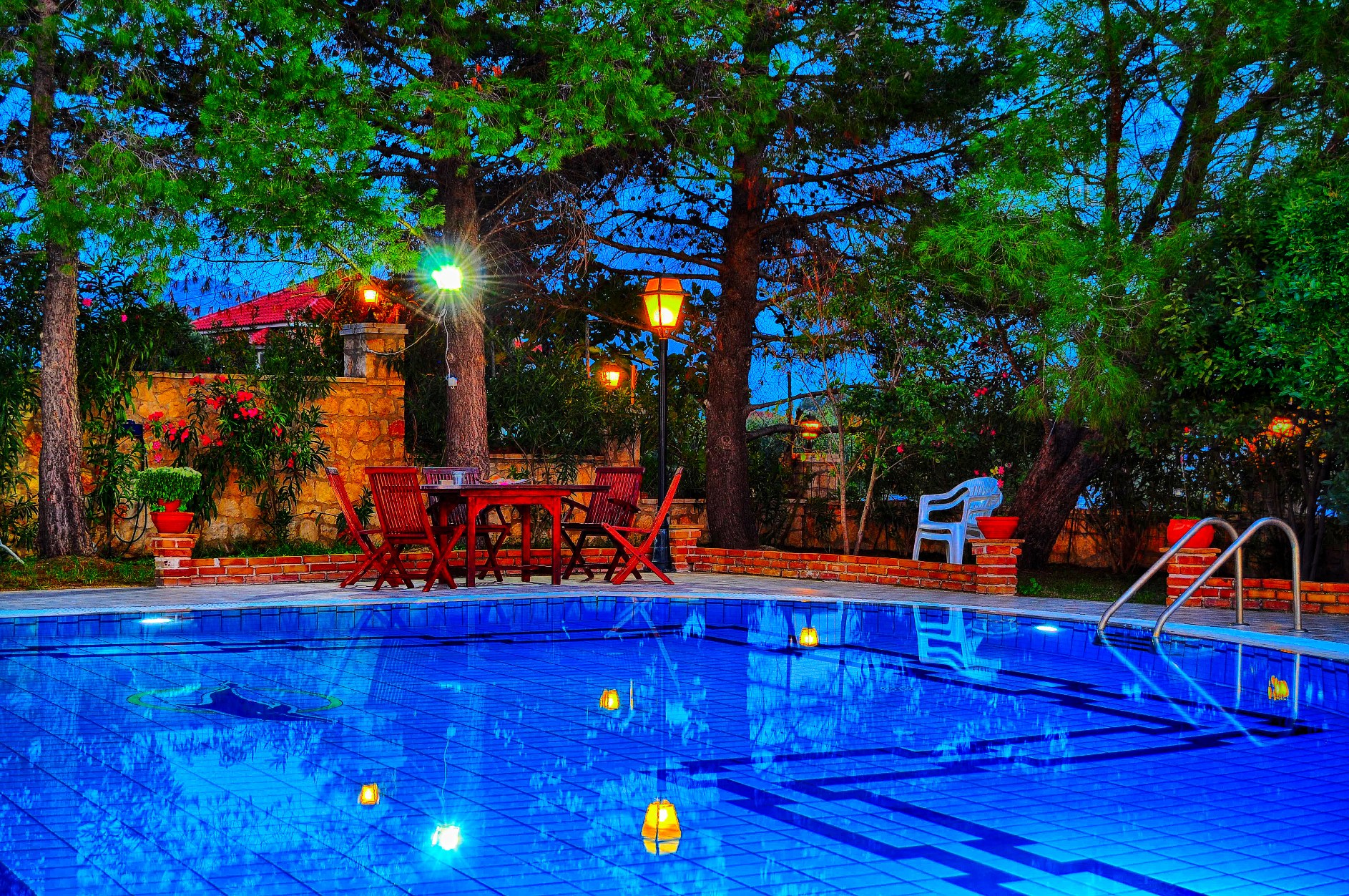 -Ampelokipoi, Greece