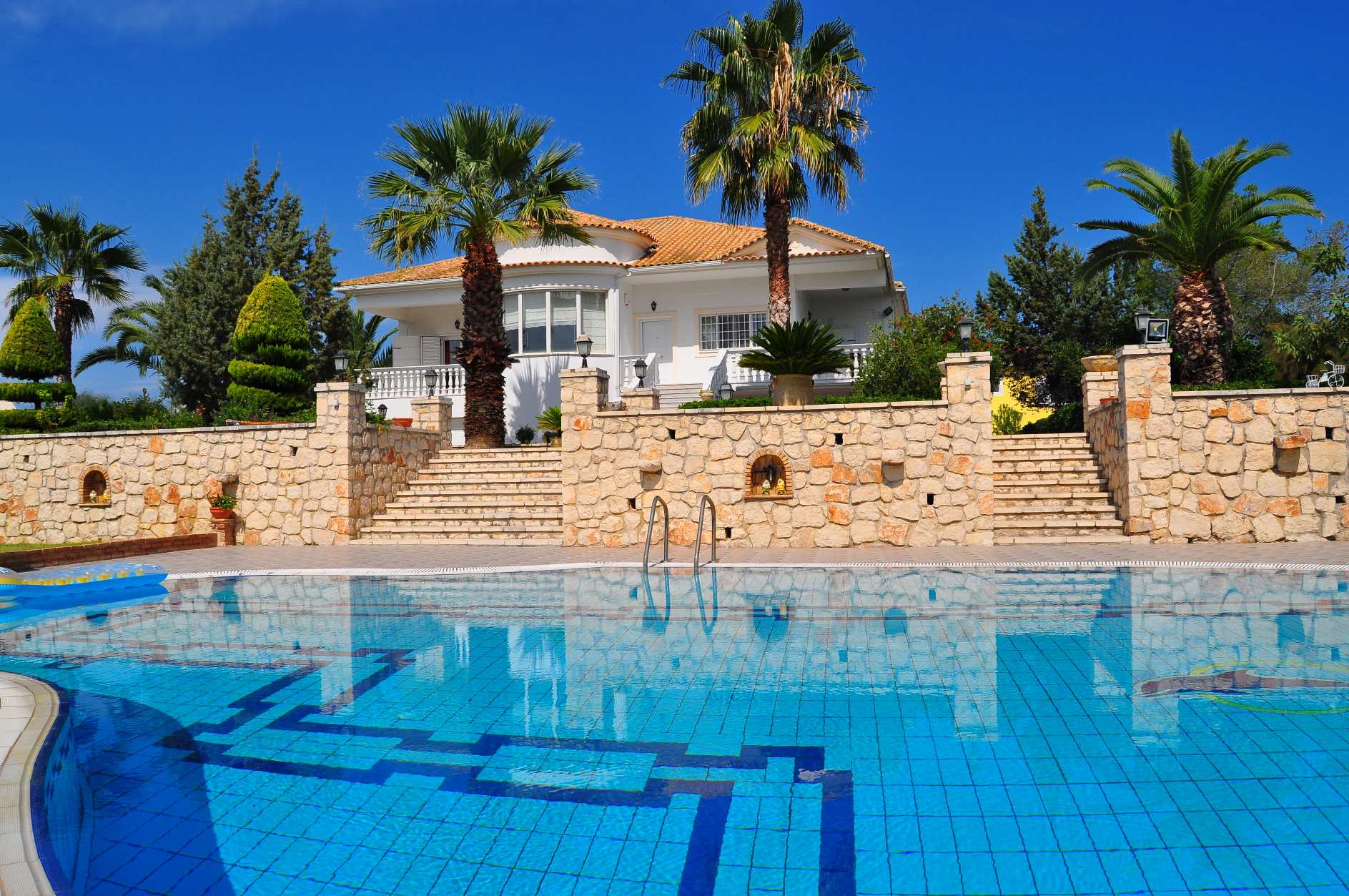 -Ampelokipoi, Greece