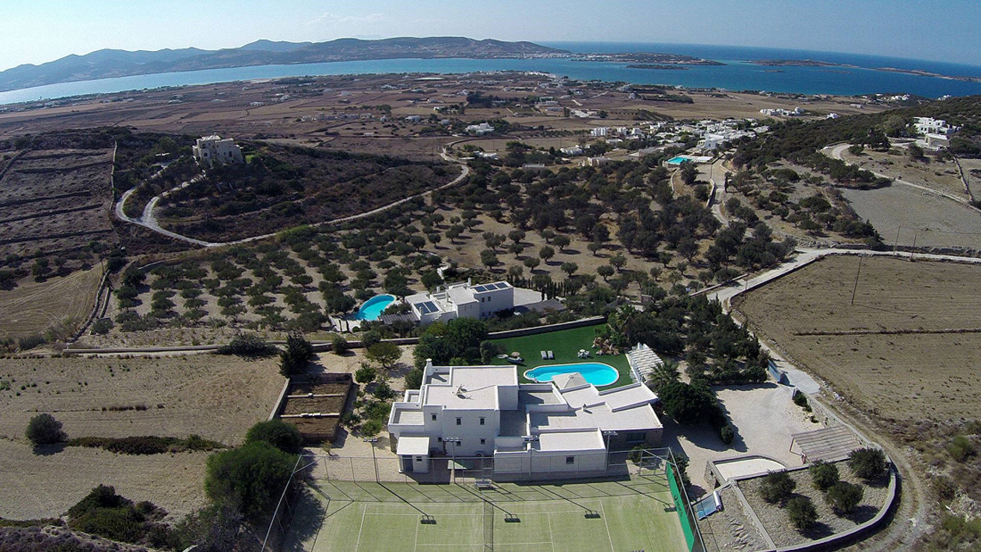 5BR Grande Villa Laura Pool & Basket & Tennis court