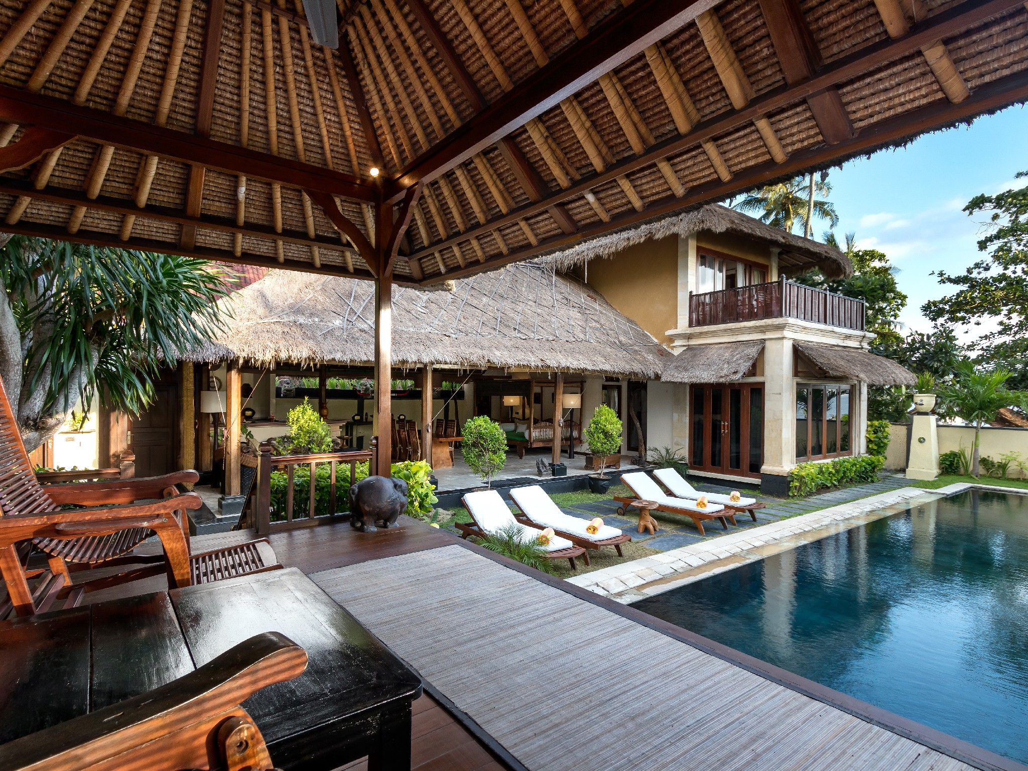 -, Indonesia