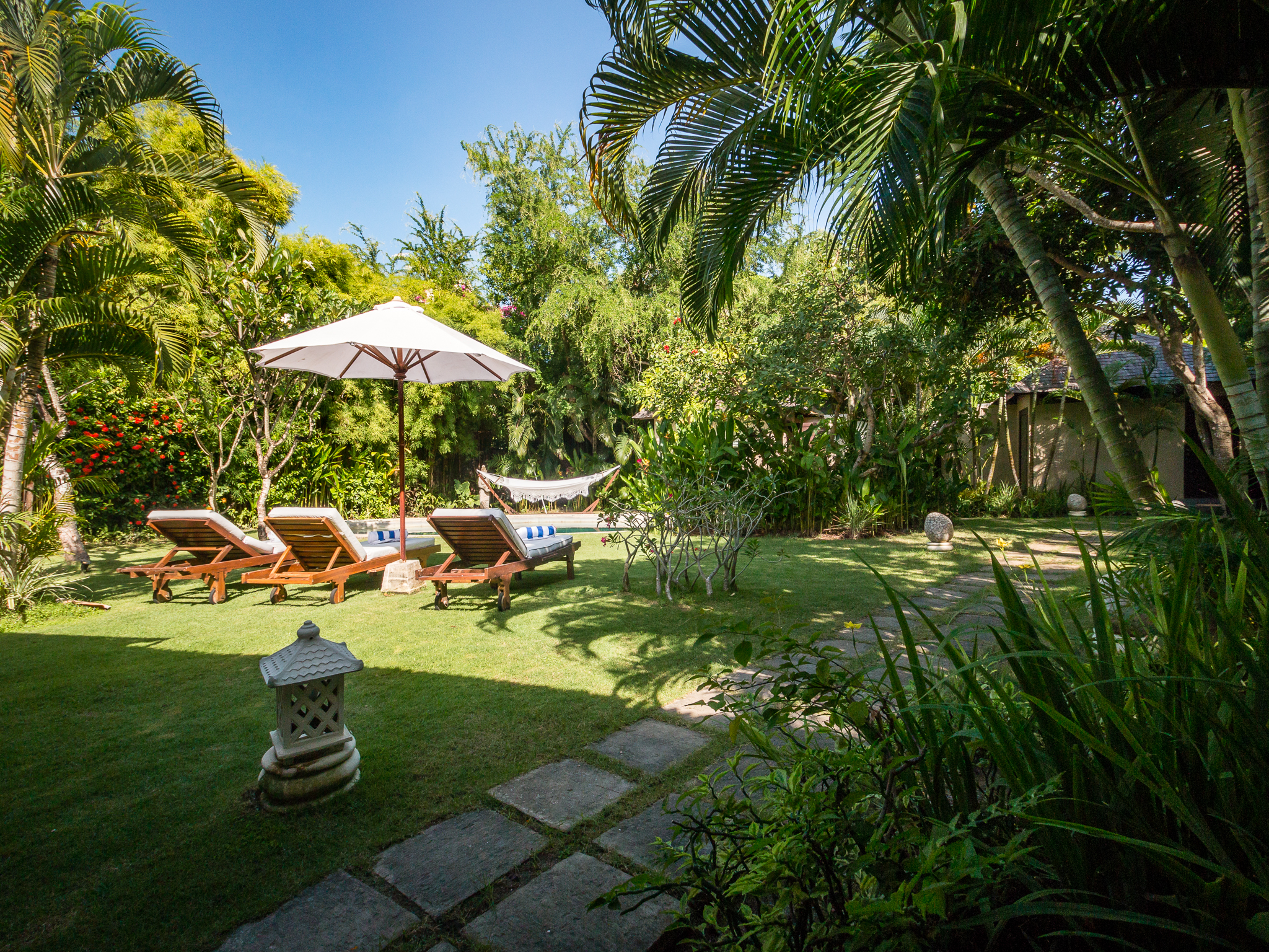 Holiday homes: Villas,Cottages, Rooms