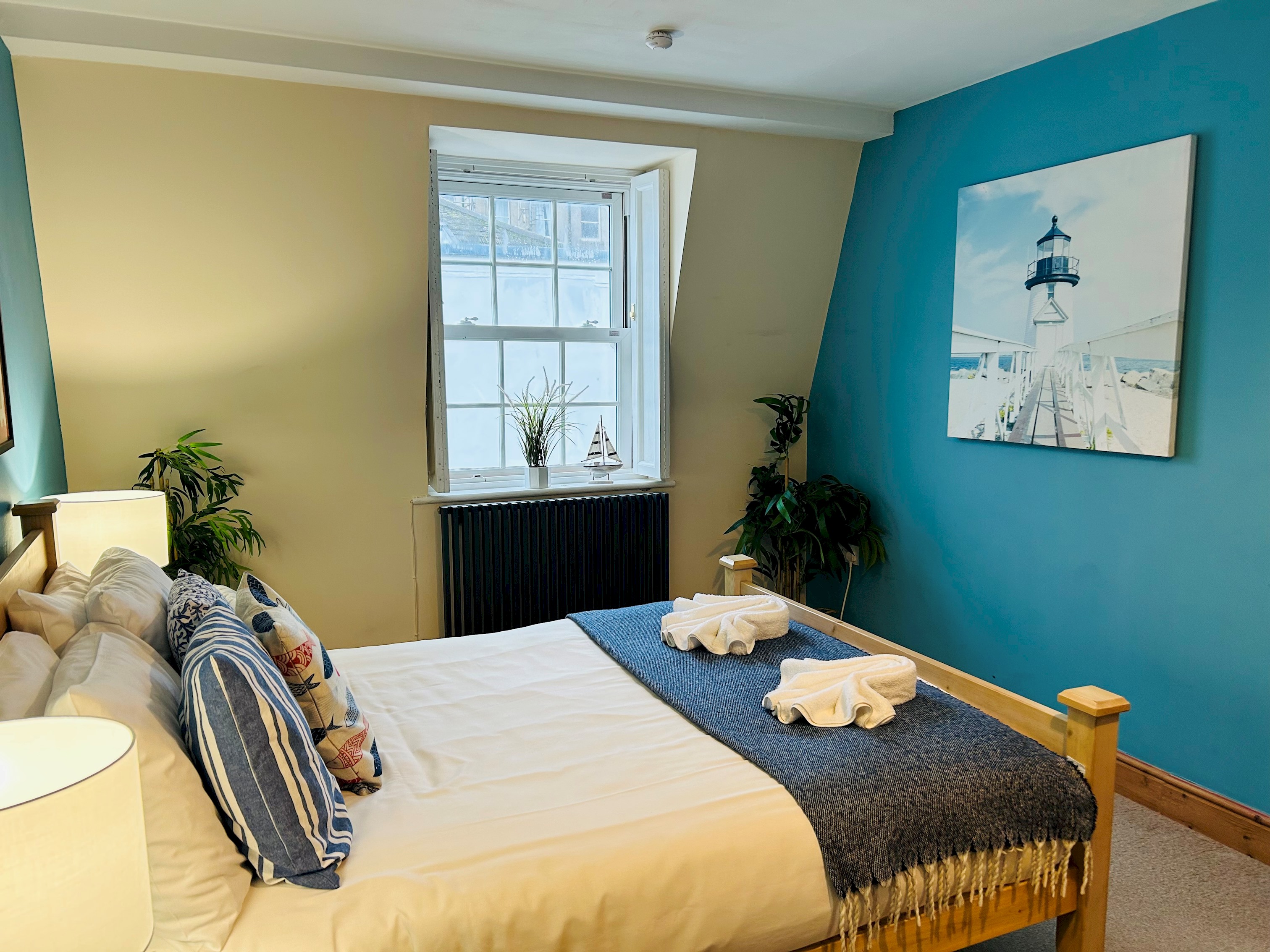 Pebble Mews Free Parking | By My Getaways in 9 Marine Terrace Mews, Brighton BN2 1AR - Property image 12 - VivreStays