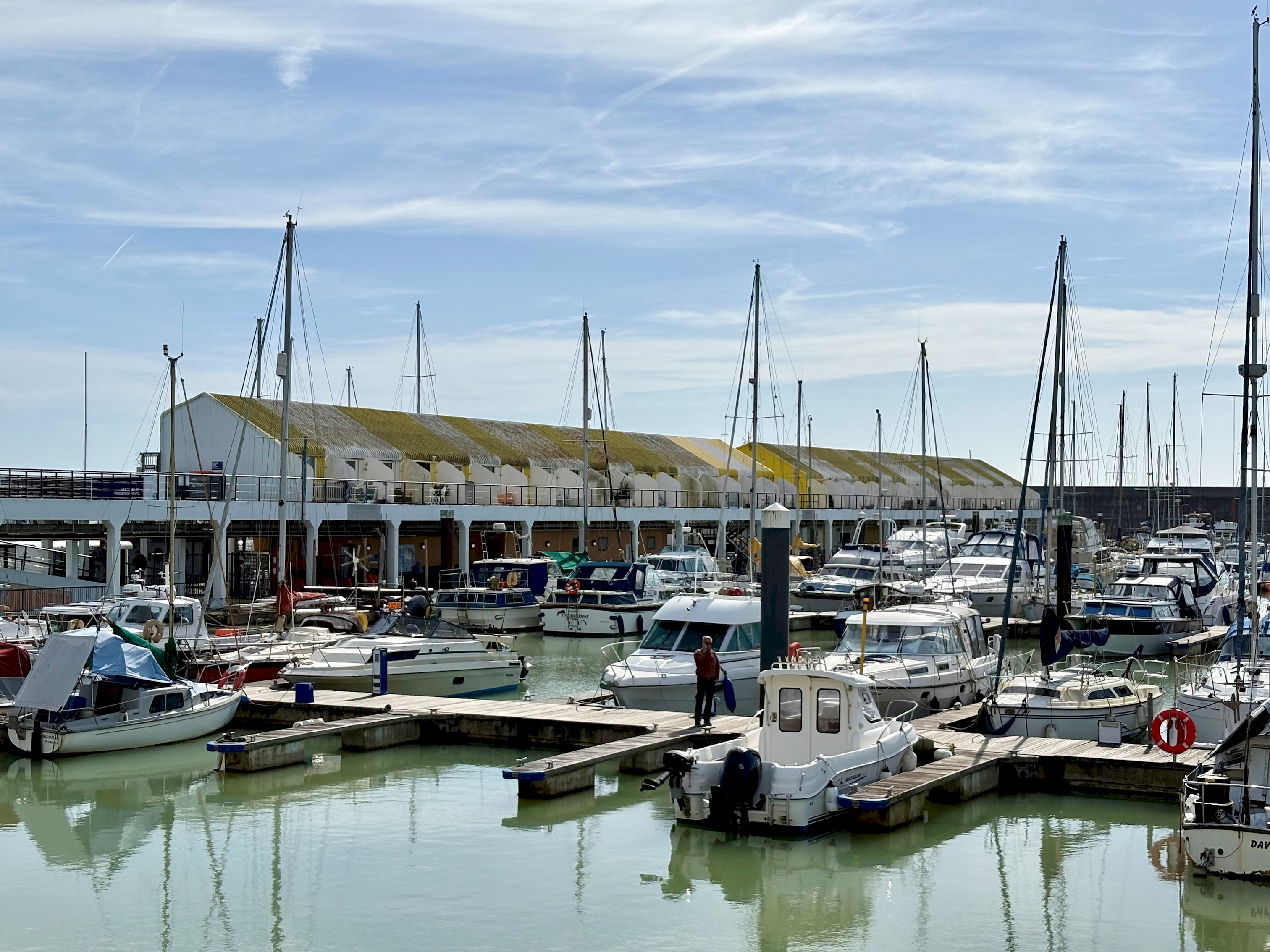 On the Water 3  A One-of-a-Kind Stay | Free Parking | By My Getaways in 54 Eastern Concourse, Brighton Marina Village, Brighton BN2 5UQ - Property image 3 - VivreStays