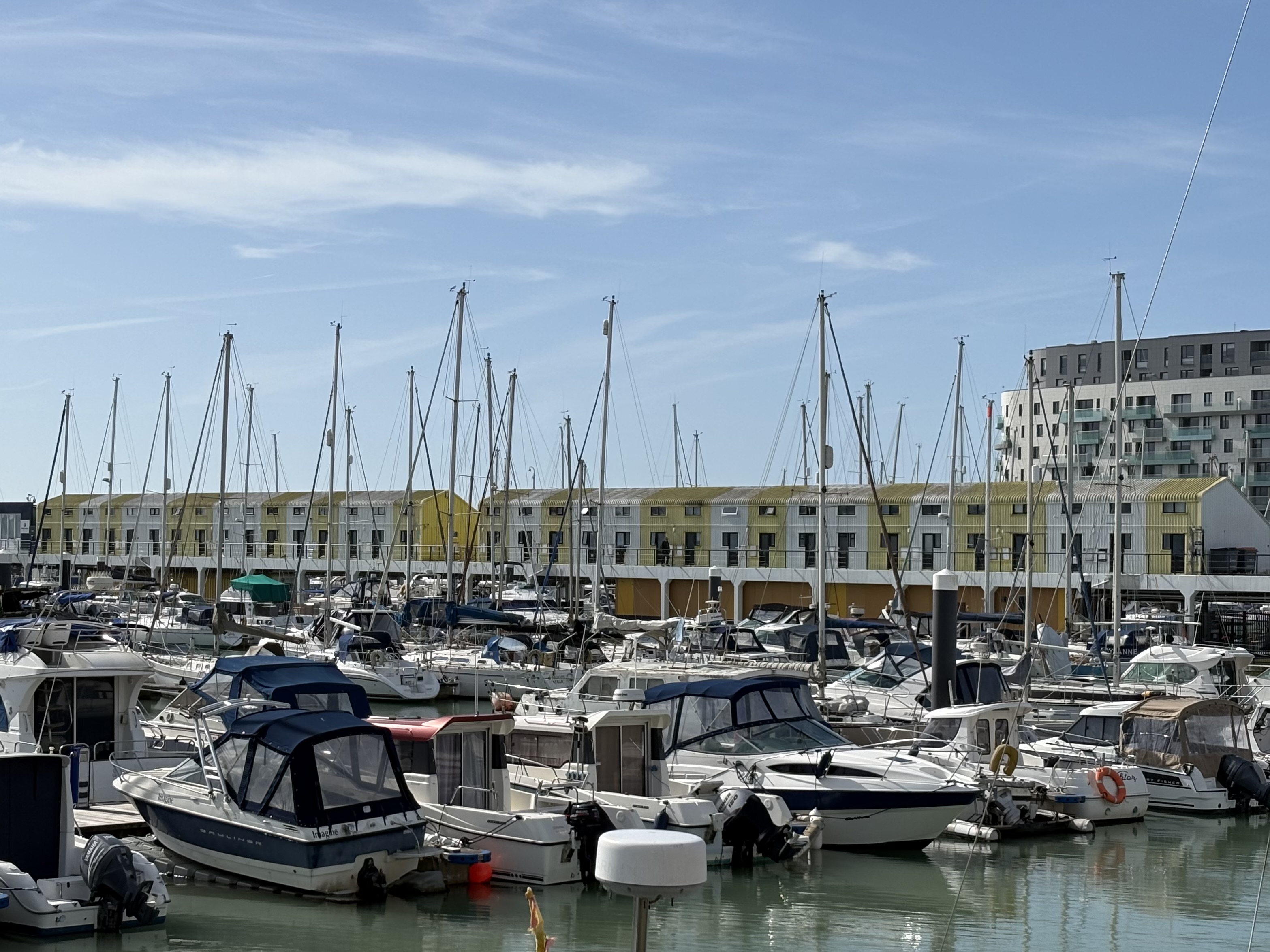 View One-of-a-Kind Stay | Free Parking in 24 Western Concourse, Brighton Marina Village, Brighton BN2 5UP One-of-a-Kind Stay | Free Parking in 24 Western Concourse, Brighton Marina Village, Brighton BN2 5UP - Property image 6 - VivreStays