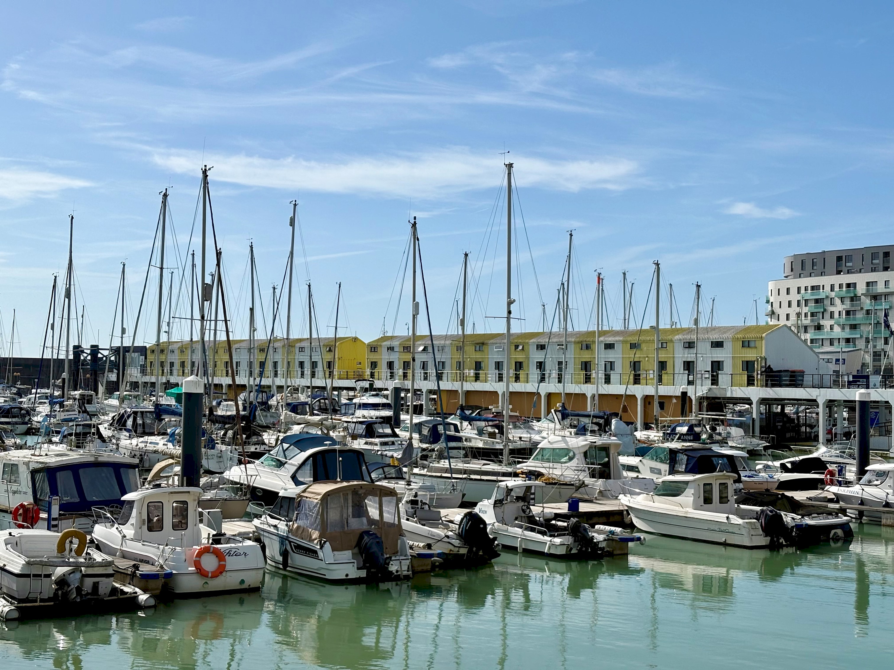 View On the Water 6 A One-of-a-Kind Stay | Free Parking | By My Getaways in 33 Western Concourse, Brighton Marina Village, Brighton BN2 5UP On the Water 6 A One-of-a-Kind Stay | Free Parking | By My Getaways in 33 Western Concourse, Brighton Marina Village, Brighton BN2 5UP - Property image 5 - VivreStays