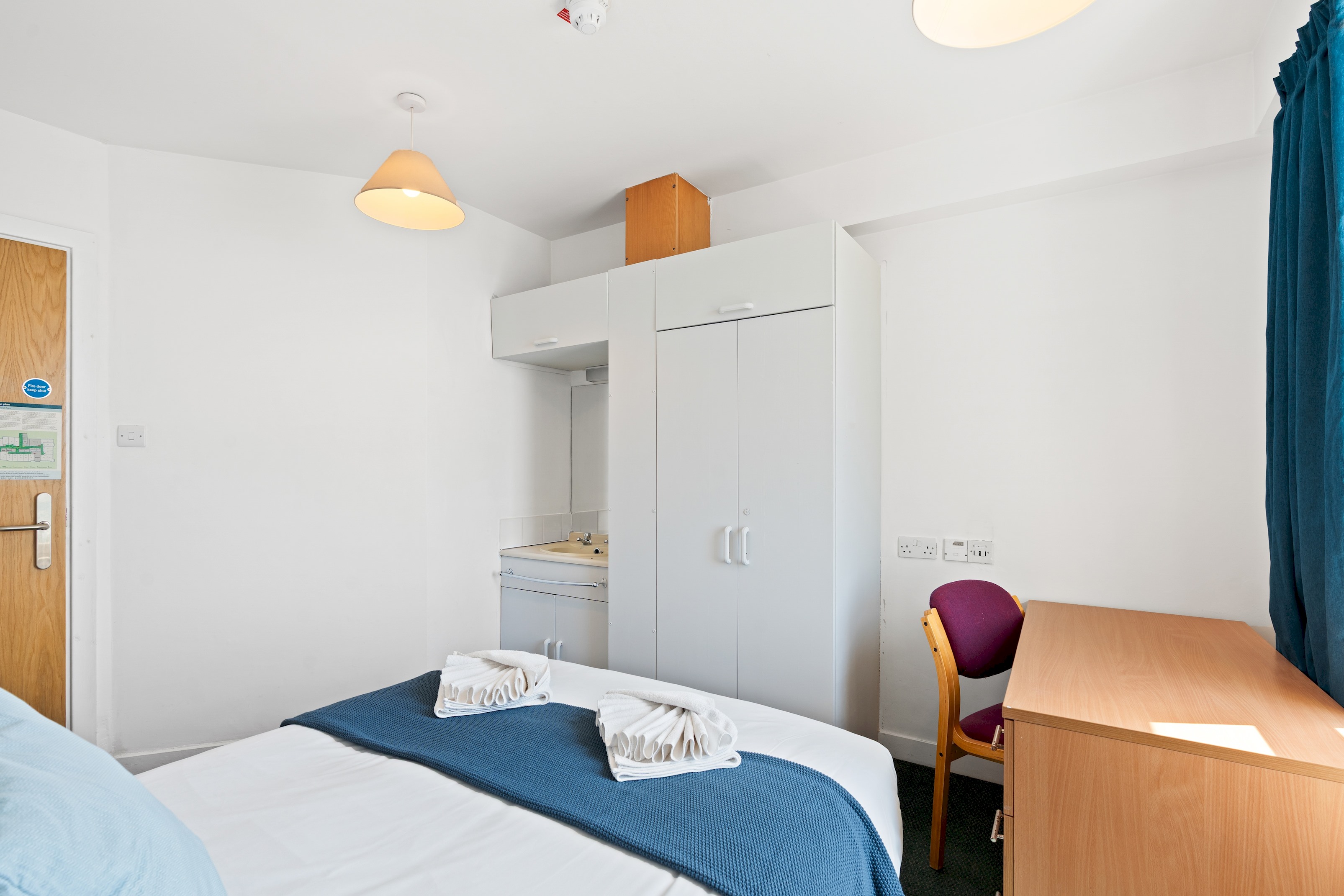 Kings Residence 2 | By My Getaways in 51-53 Kings Road, Brighton BN1 1NA - Property image 23 - VivreStays