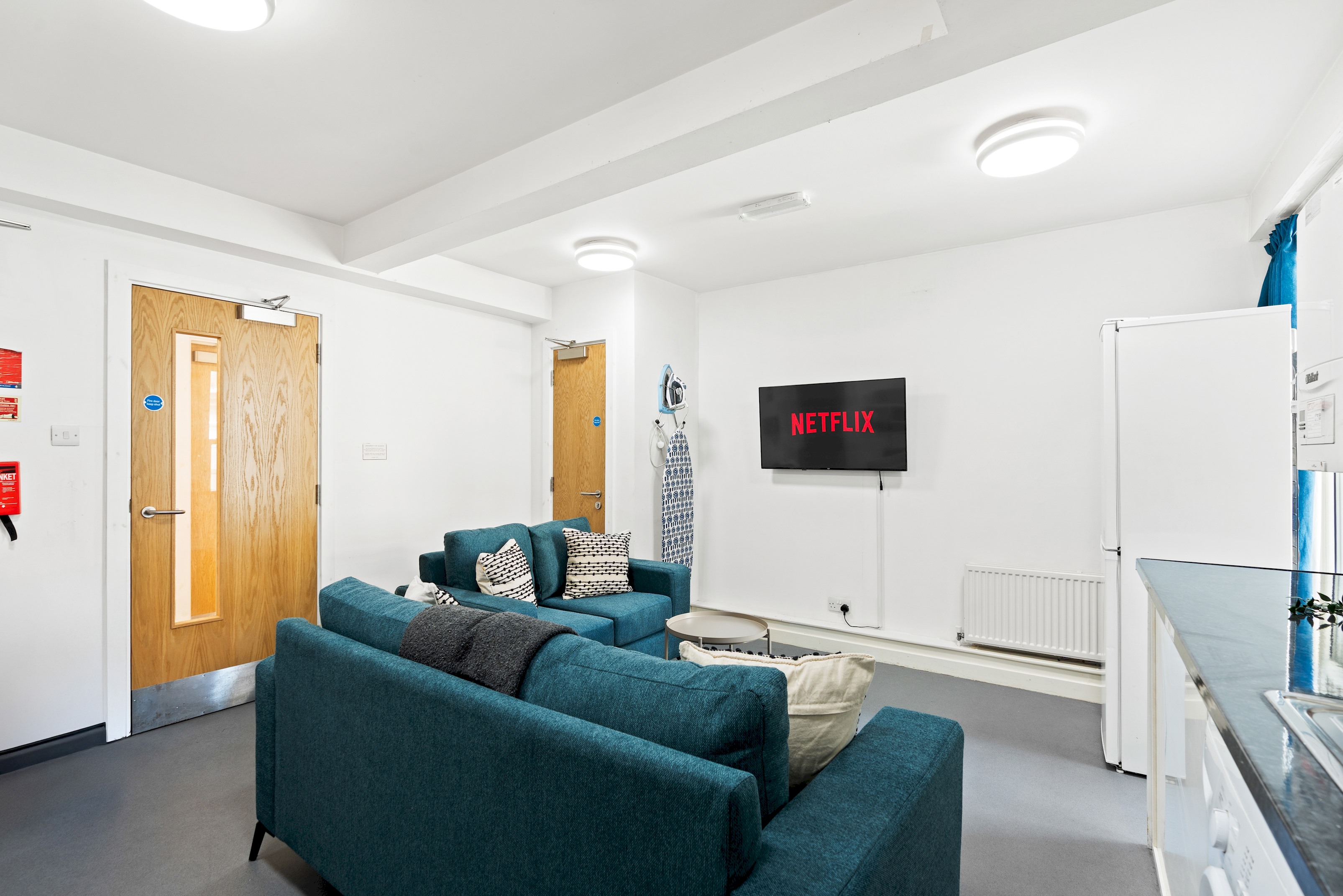 Kings Residence 2 | By My Getaways in 51-53 Kings Road, Brighton BN1 1NA - Property image 30 - VivreStays