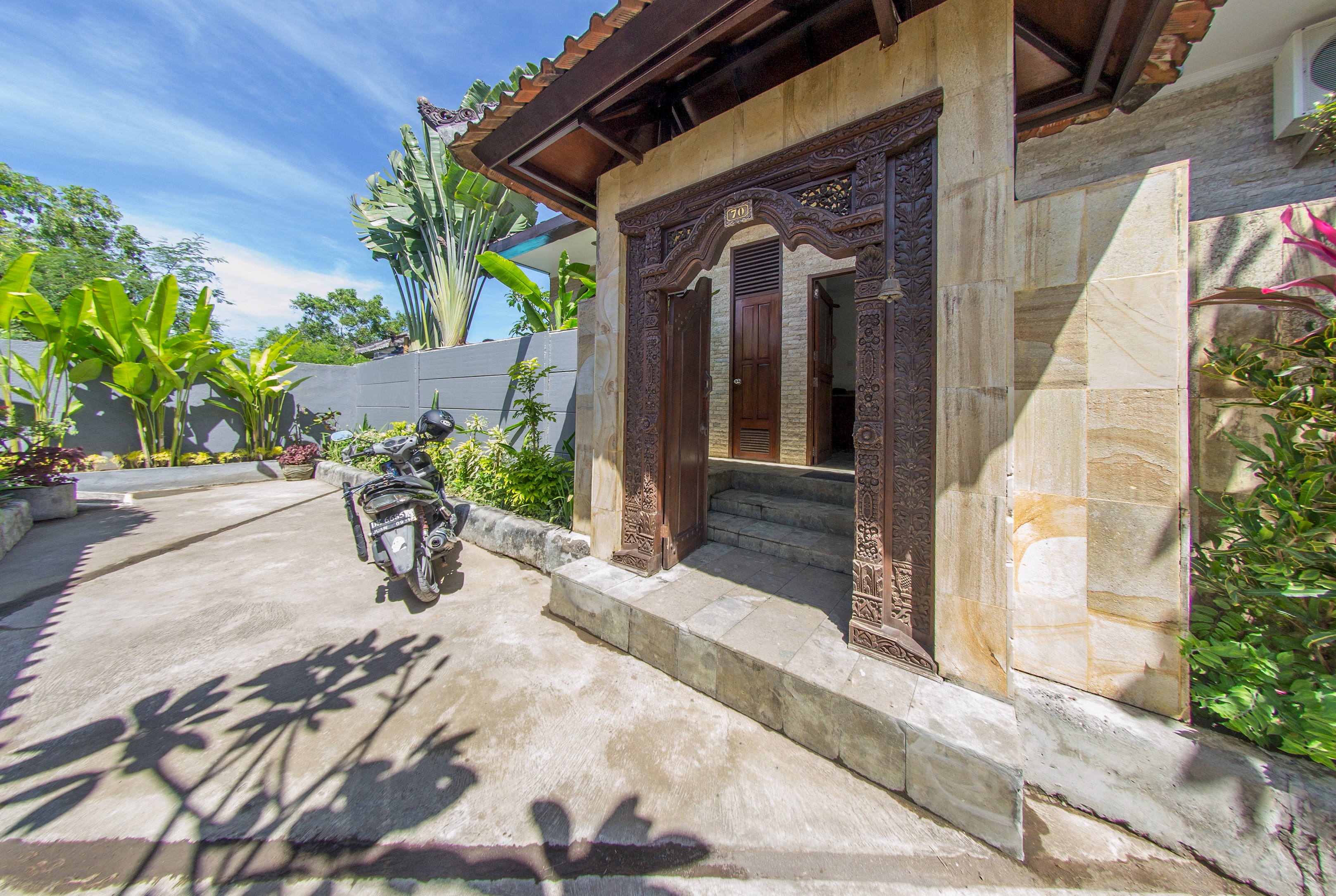 -Kuta Selatan, Indonesia