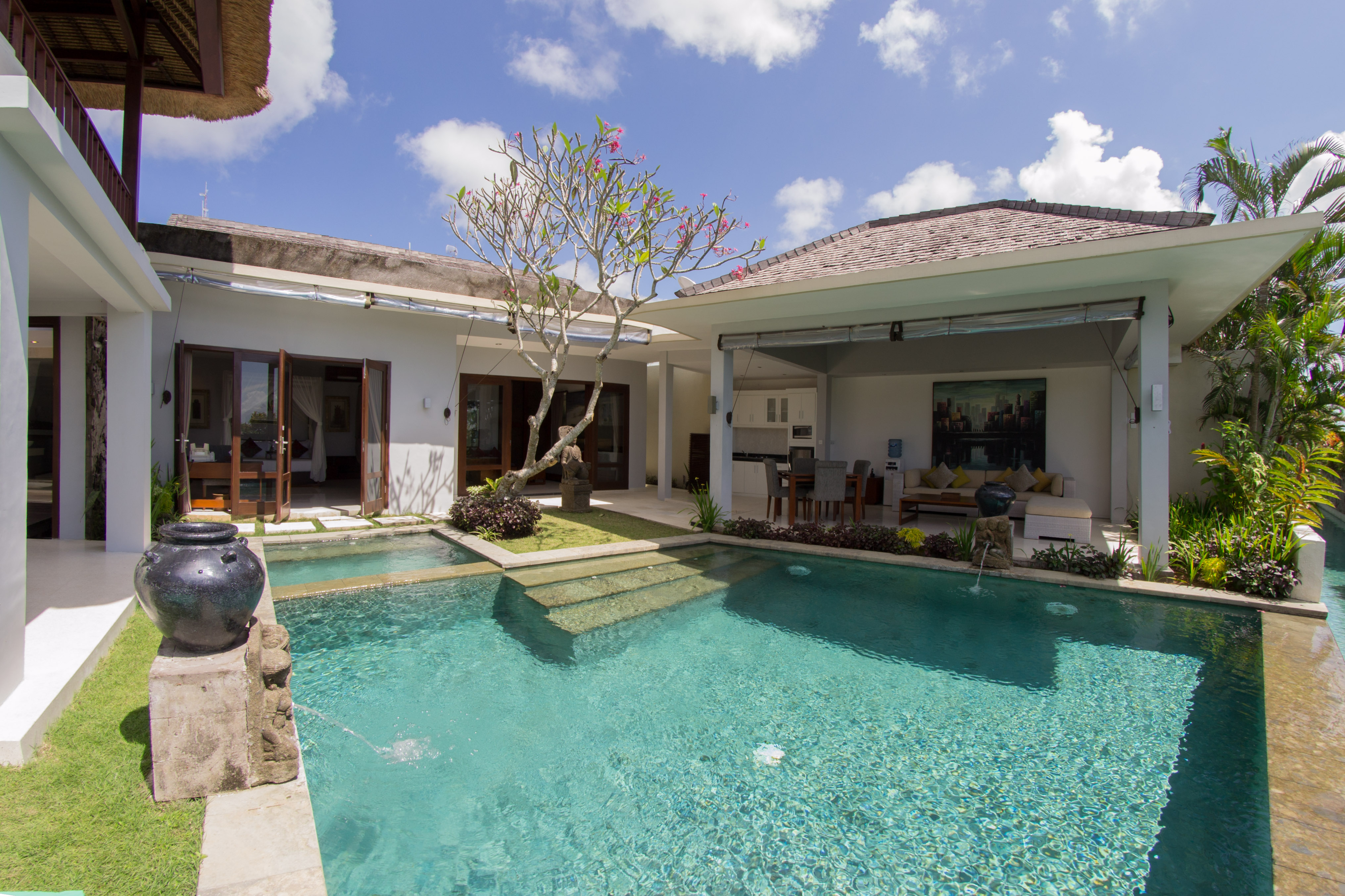 -, Indonesia