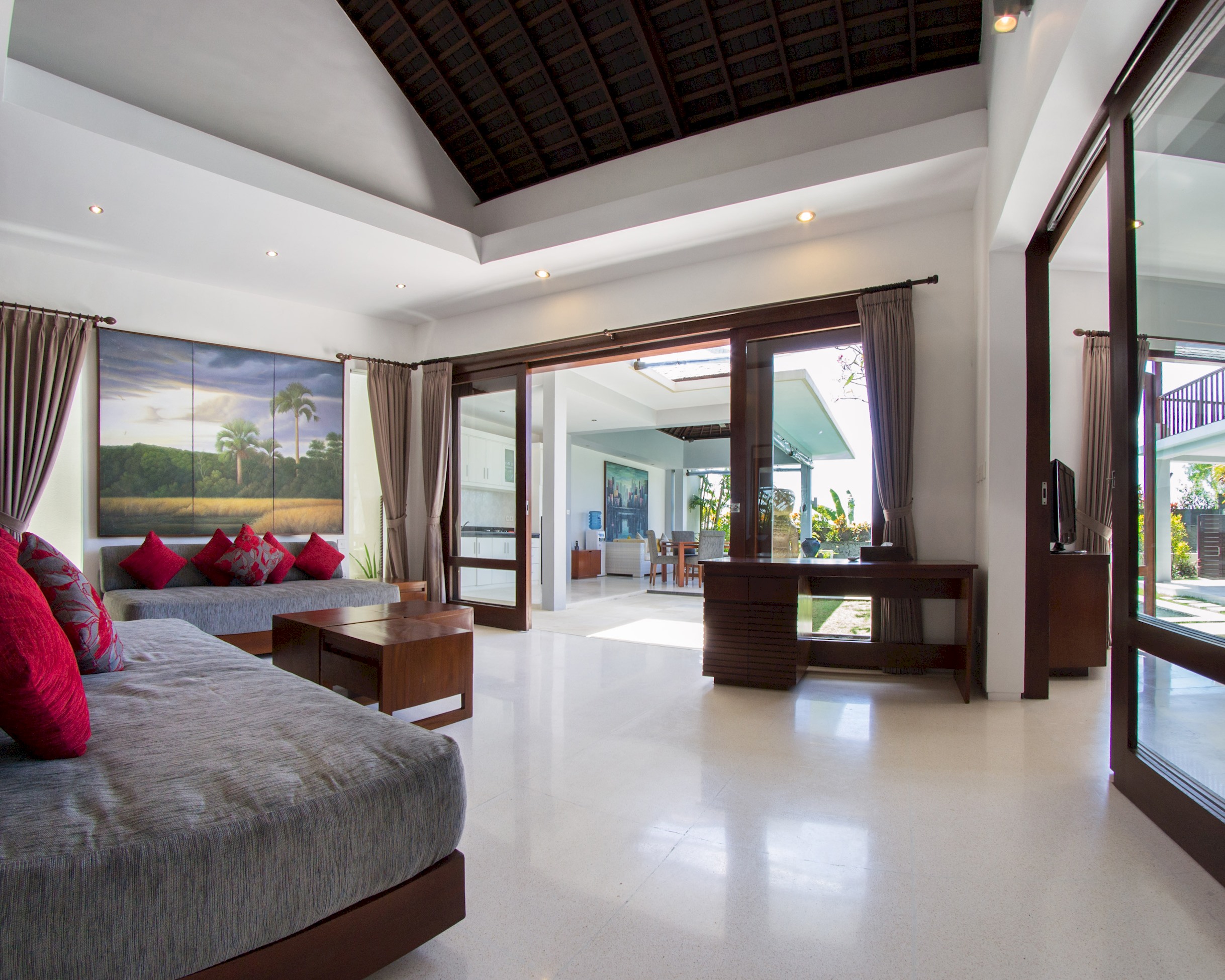 -, Indonesia