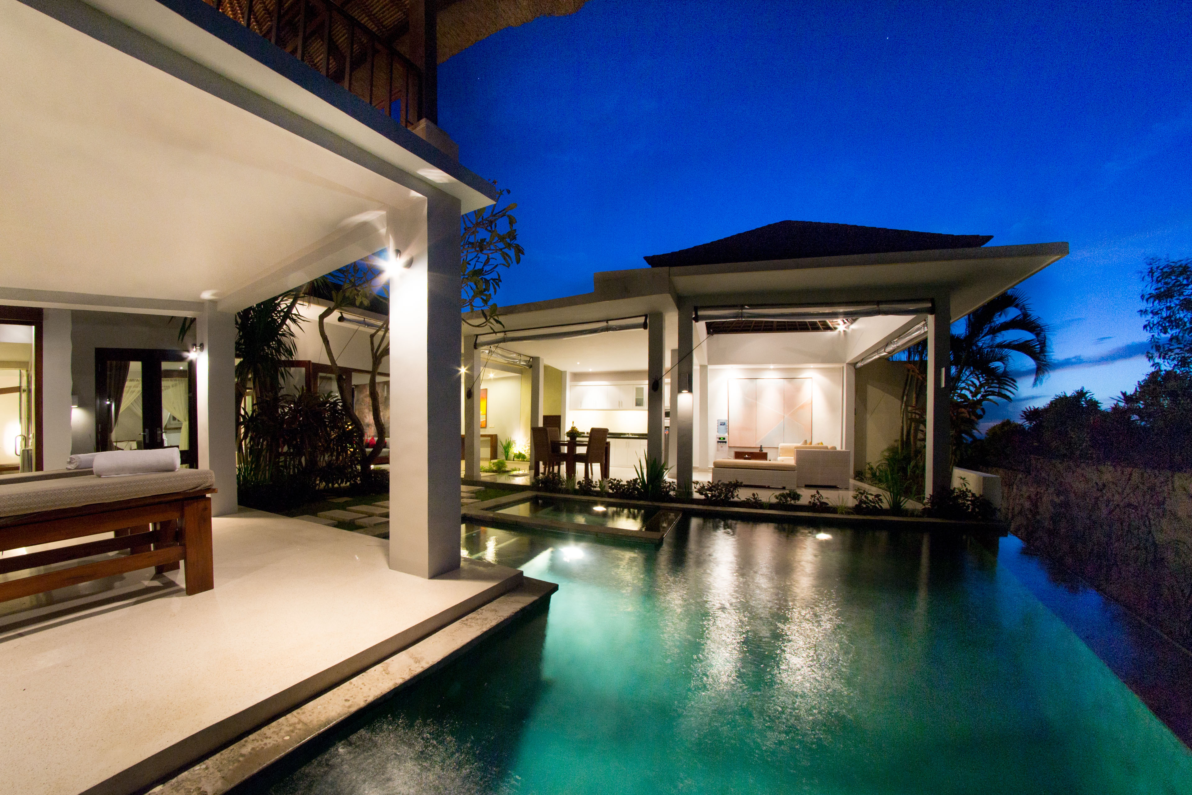 -, Indonesia