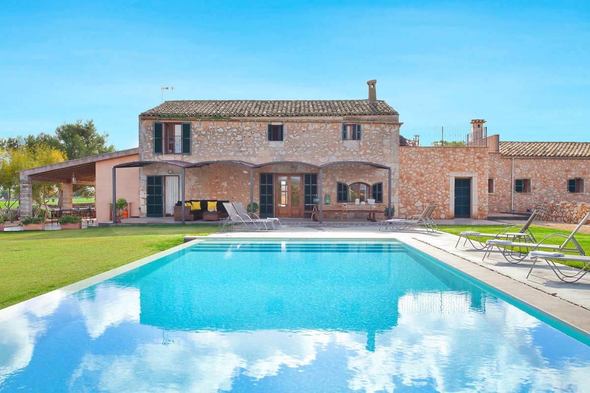 Large pool
