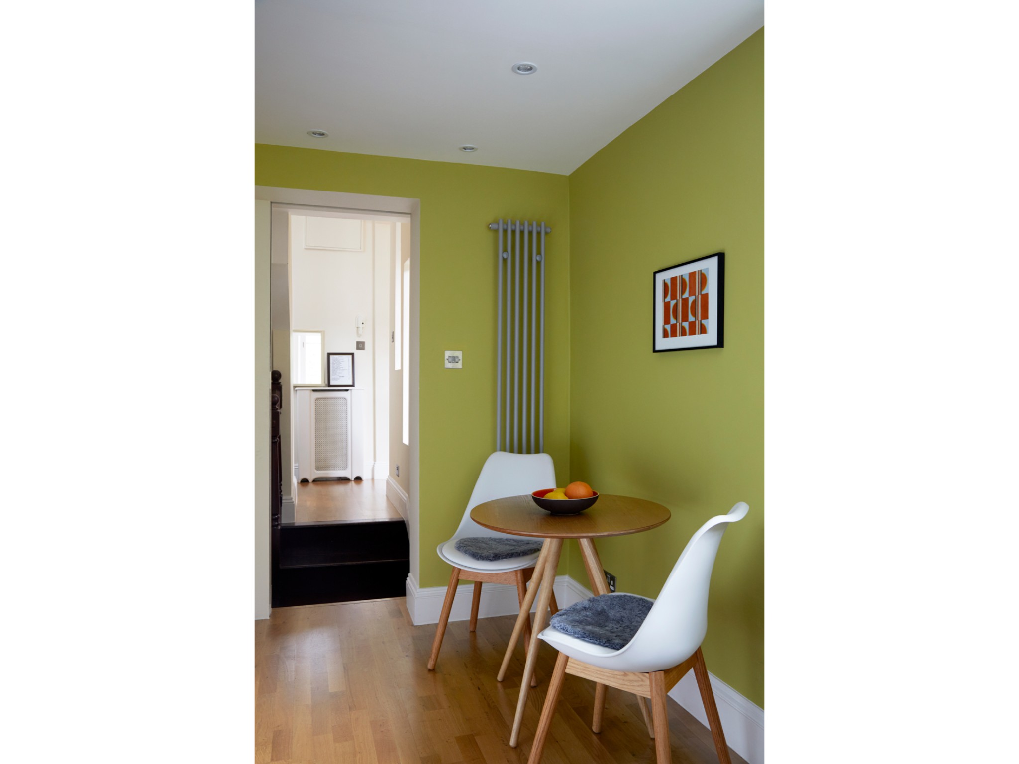 View Charming Portobello Road Apartment - Pass the Keys in 125 Portobello Rd W11 2DY Charming Portobello Road Apartment - Pass the Keys in 125 Portobello Rd W11 2DY - Property image 13 - VivreStays
