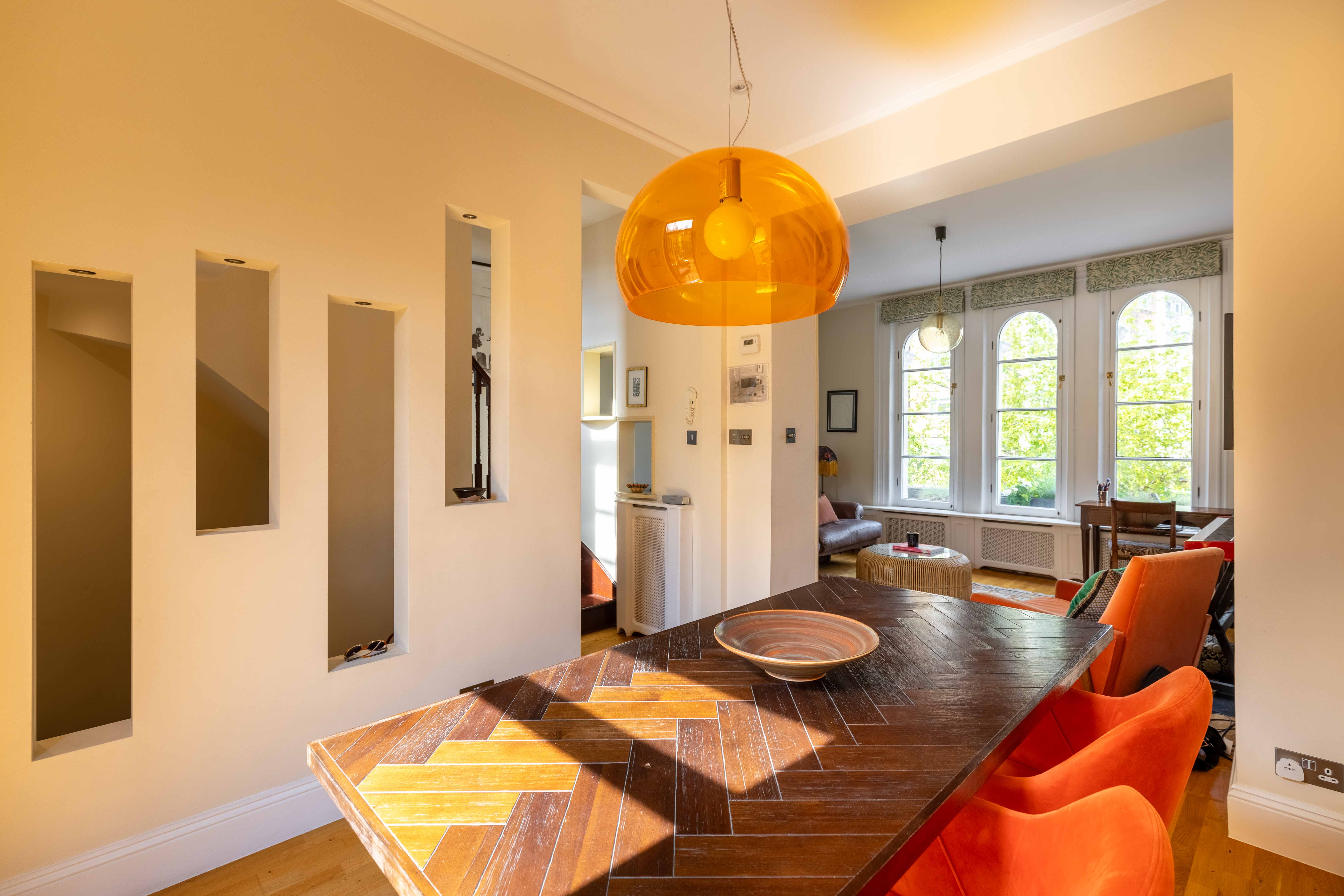 View Charming Portobello Road Apartment - Pass the Keys in 125 Portobello Rd W11 2DY Charming Portobello Road Apartment - Pass the Keys in 125 Portobello Rd W11 2DY - Property image 28 - VivreStays