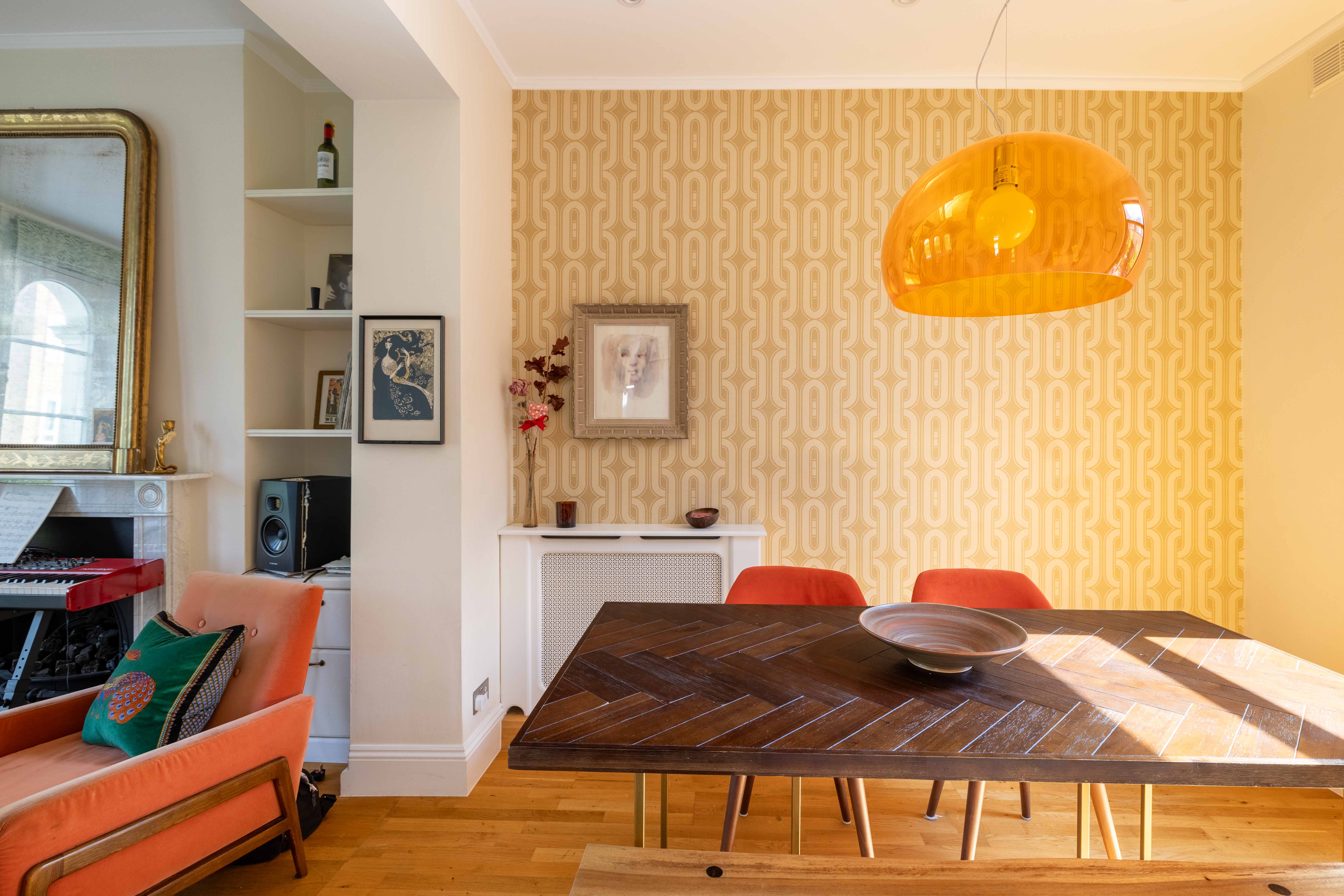 View Charming Portobello Road Apartment - Pass the Keys in 125 Portobello Rd W11 2DY Charming Portobello Road Apartment - Pass the Keys in 125 Portobello Rd W11 2DY - Property image 33 - VivreStays
