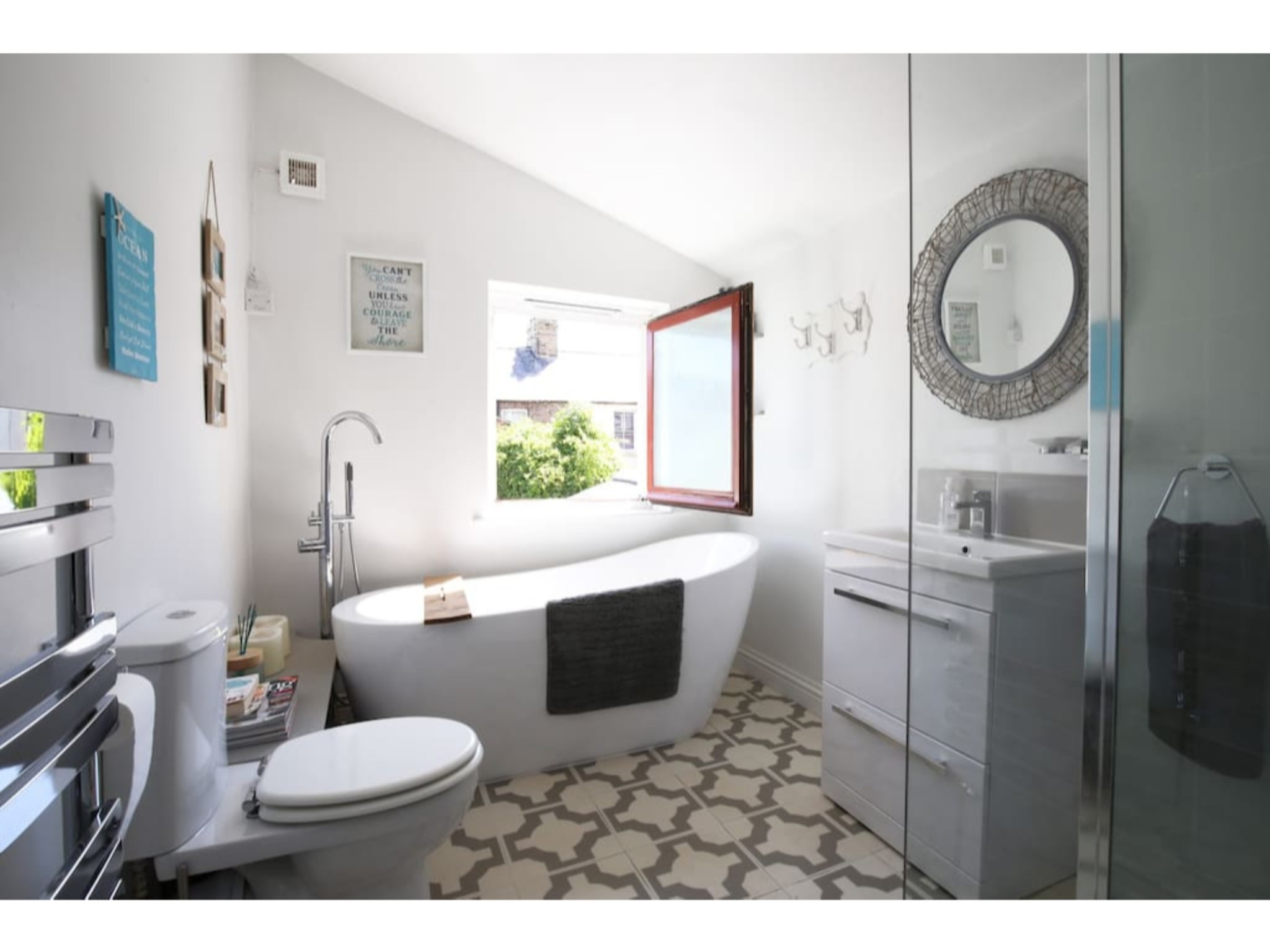 Modern, Chic 2BR Townhouse in Central Oxford - Pass the Keys in 5 Arthur St OX2 0AS - Property image 5 - VivreStays