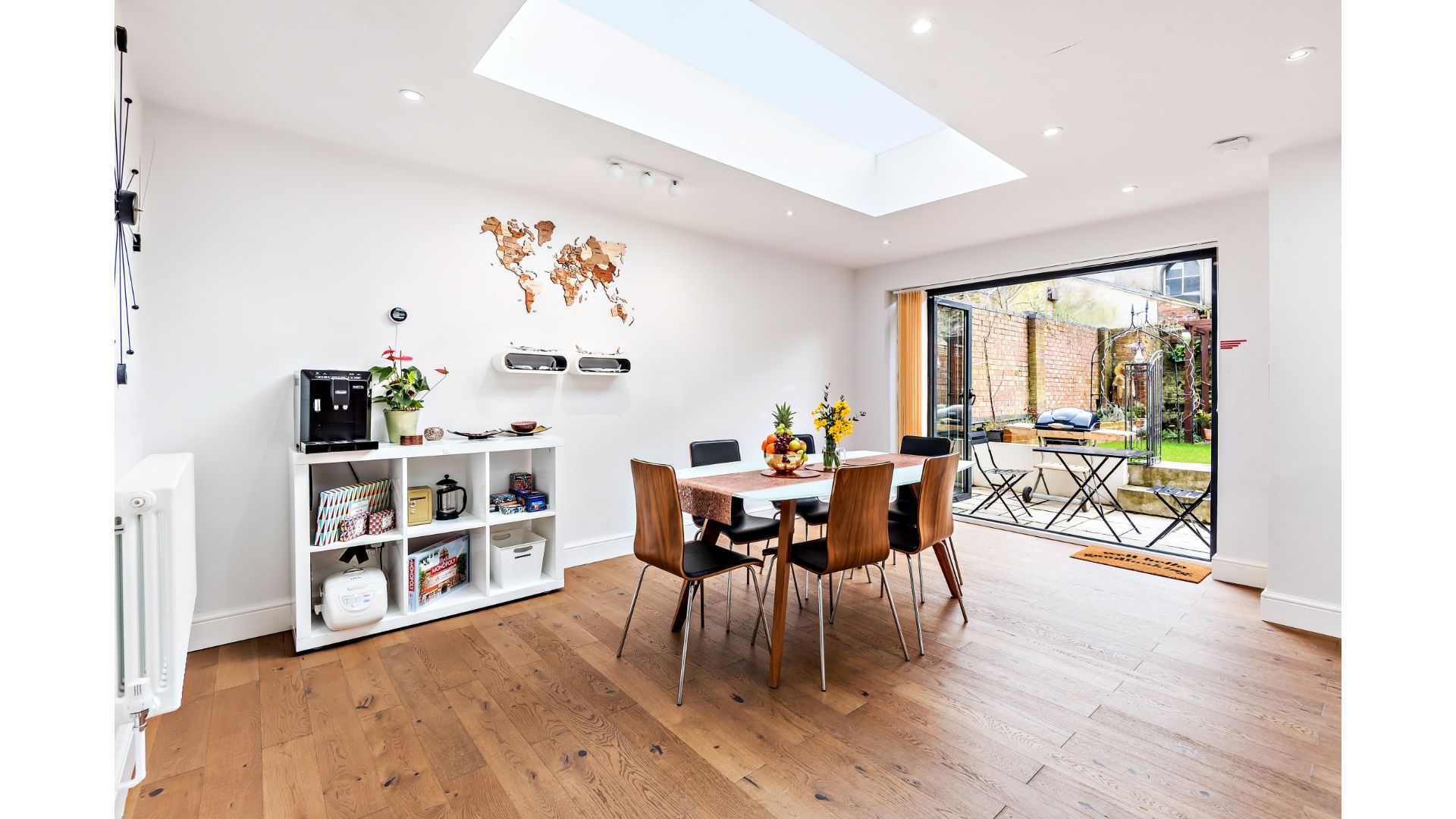 Modern, Chic 3BR Townhouse in Central Oxford - Pass the Keys in 92 St Clement's Street OX4 1AR - Property image 2 - VivreStays
