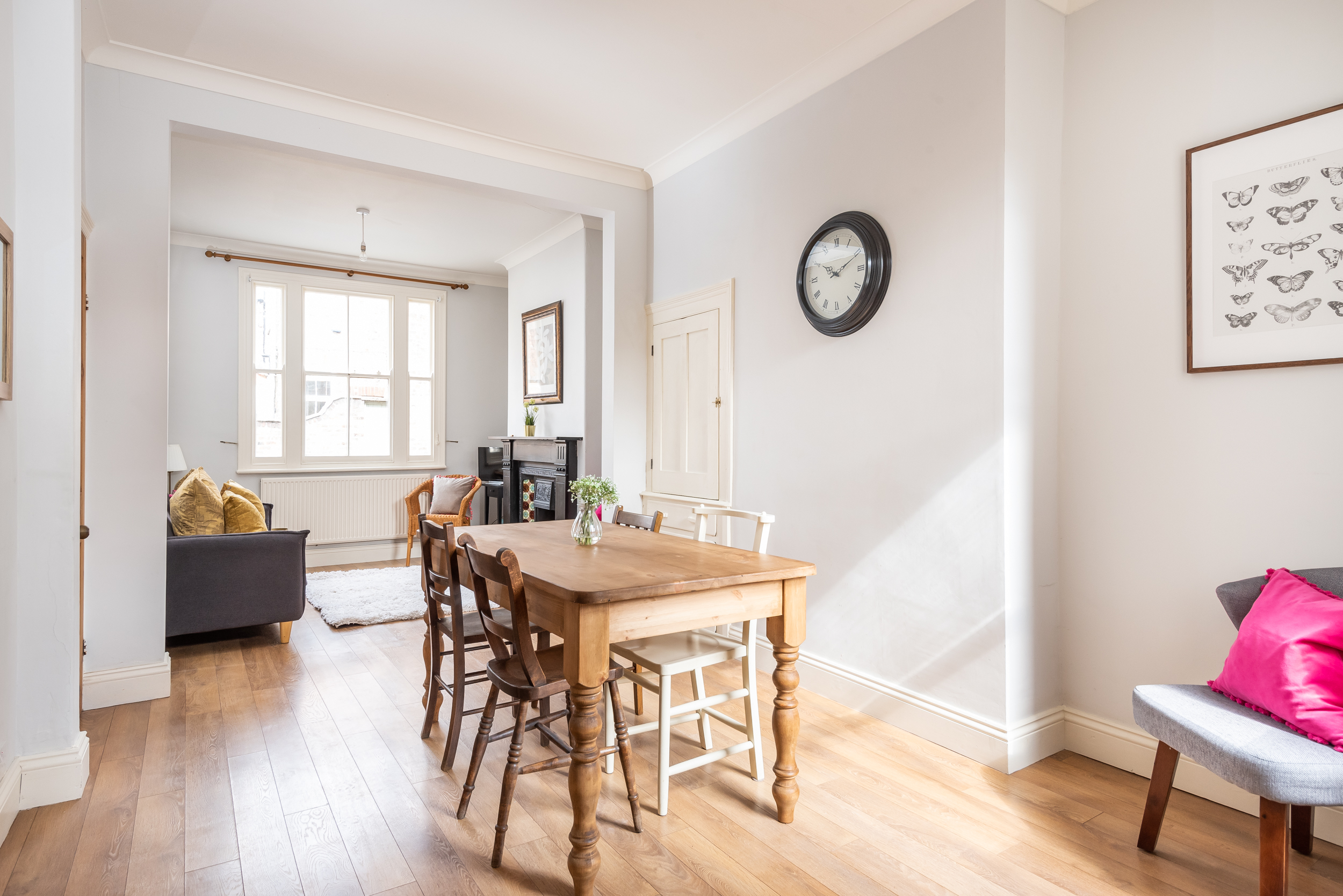 Charming Base for 5 Guests Near Bishy Rd in York - Pass the Keys in 25 Lower Darnborough Street YO23 1AR - Property image 5 - VivreStays