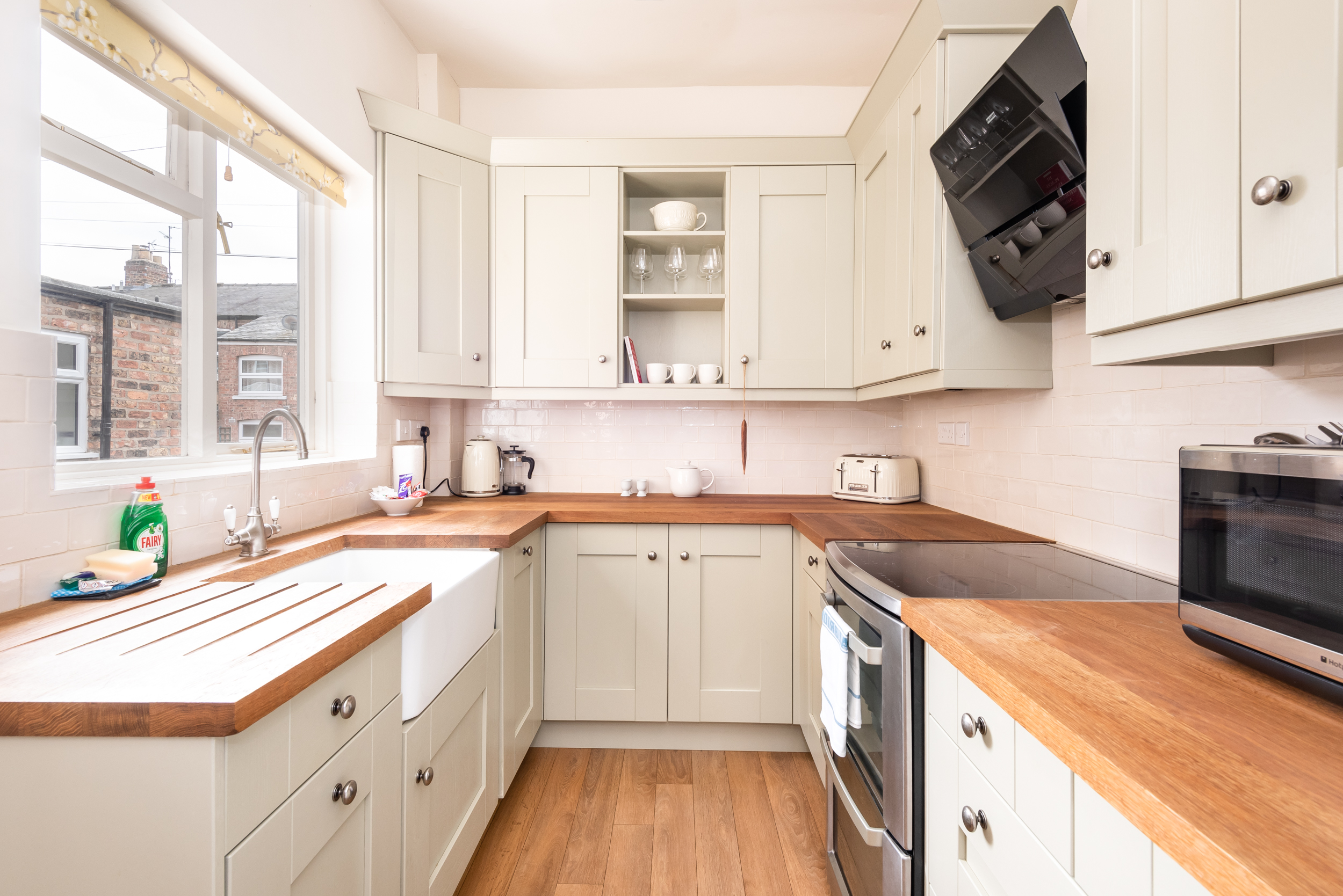 Charming Base for 5 Guests Near Bishy Rd in York - Pass the Keys in 25 Lower Darnborough Street YO23 1AR - Property image 4 - VivreStays