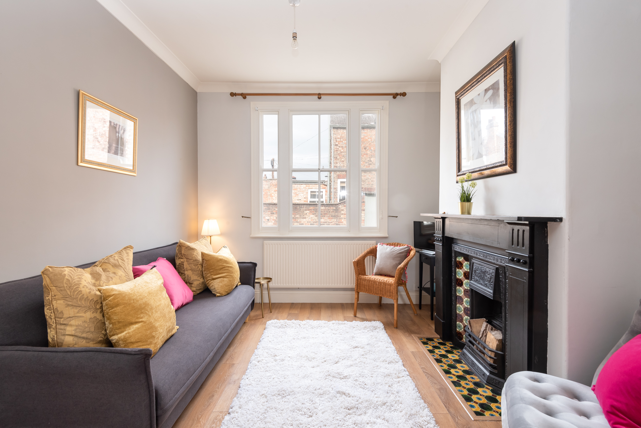 Charming Base for 5 Guests Near Bishy Rd in York - Pass the Keys in 25 Lower Darnborough Street YO23 1AR - Property image 7 - VivreStays