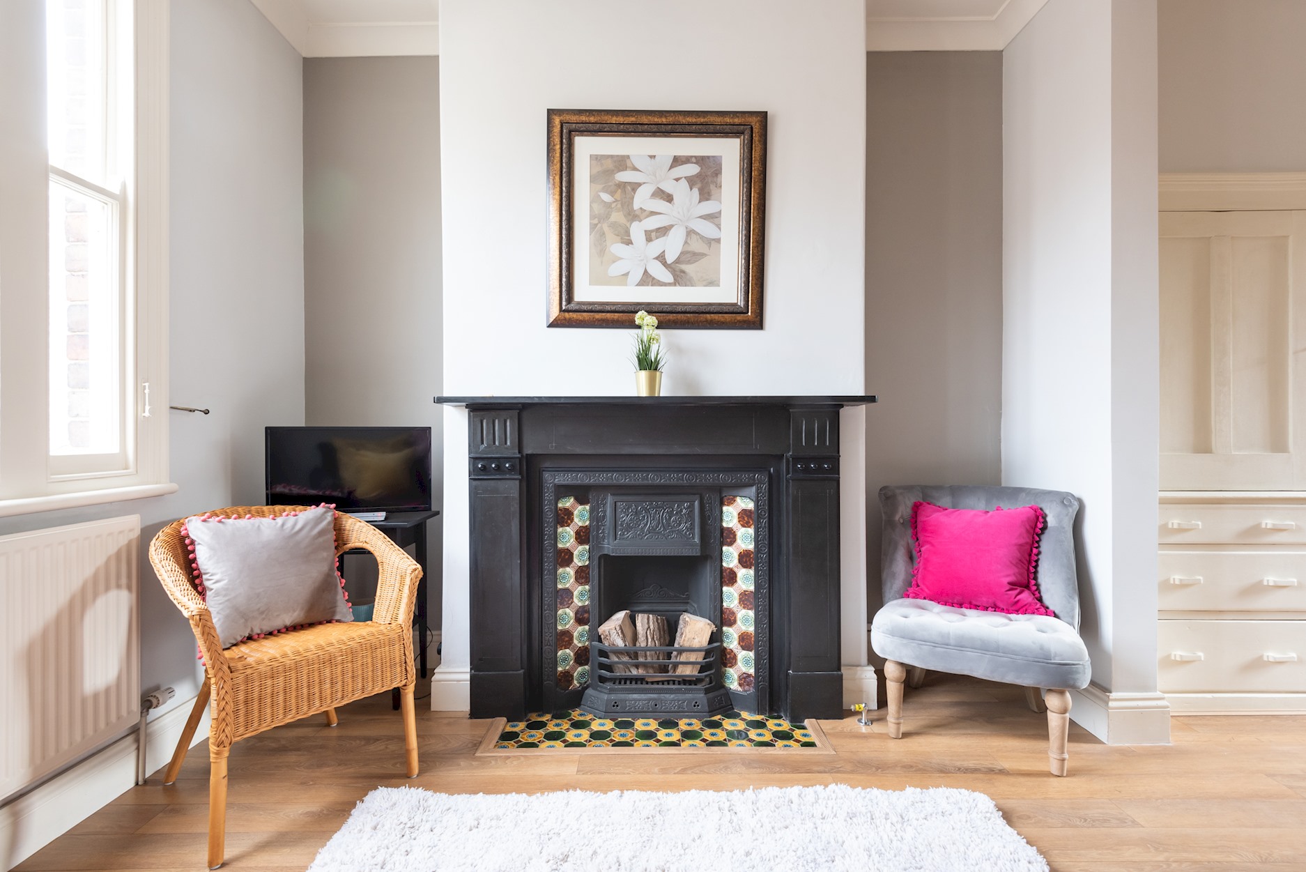 Charming Base for 5 Guests Near Bishy Rd in York - Pass the Keys in 25 Lower Darnborough Street YO23 1AR - Property image 8 - VivreStays