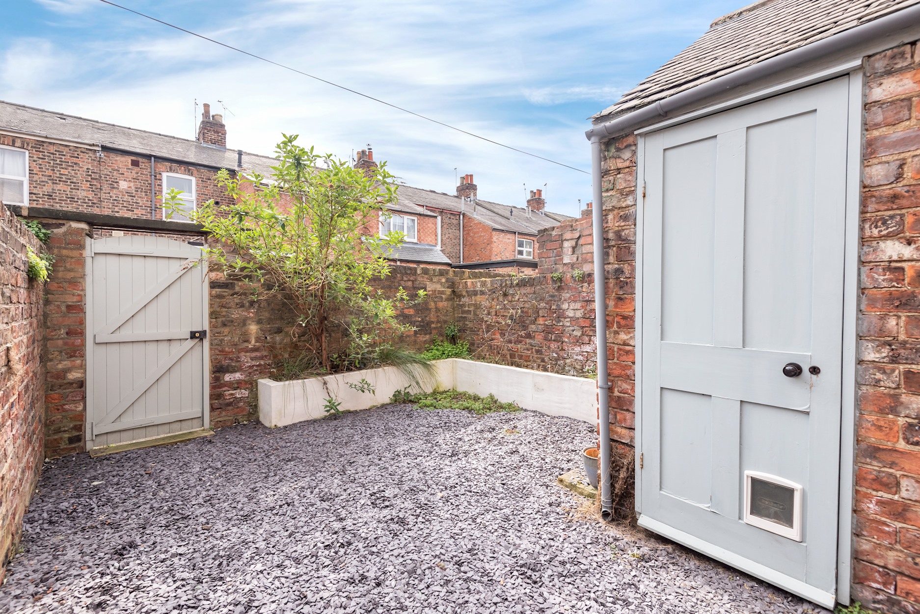 Charming Base for 5 Guests Near Bishy Rd in York - Pass the Keys in 25 Lower Darnborough Street YO23 1AR - Property image 19 - VivreStays