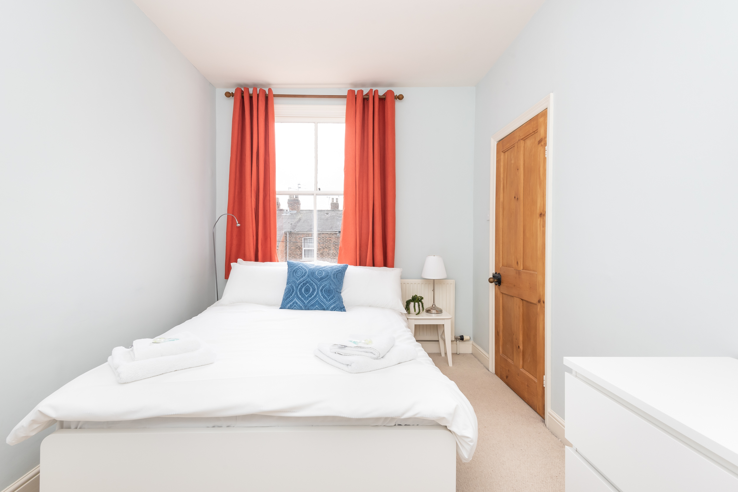 Charming Base for 5 Guests Near Bishy Rd in York - Pass the Keys in 25 Lower Darnborough Street YO23 1AR - Property image 15 - VivreStays