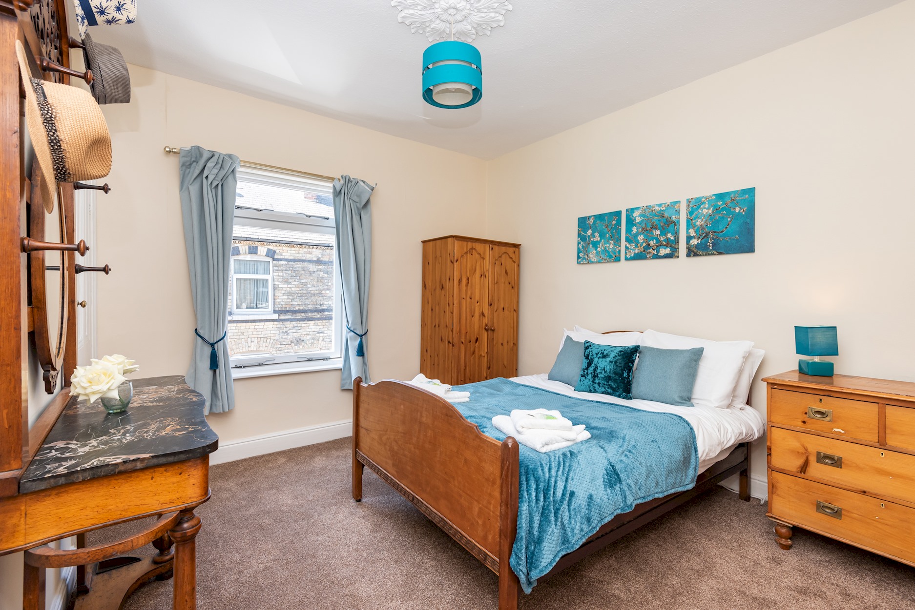 Lockwood St · Cosy, Central Victorian House in York with Parking - Pass the Keys in 10 Lockwood Street YO31 7QY - Property image 15 - VivreStays