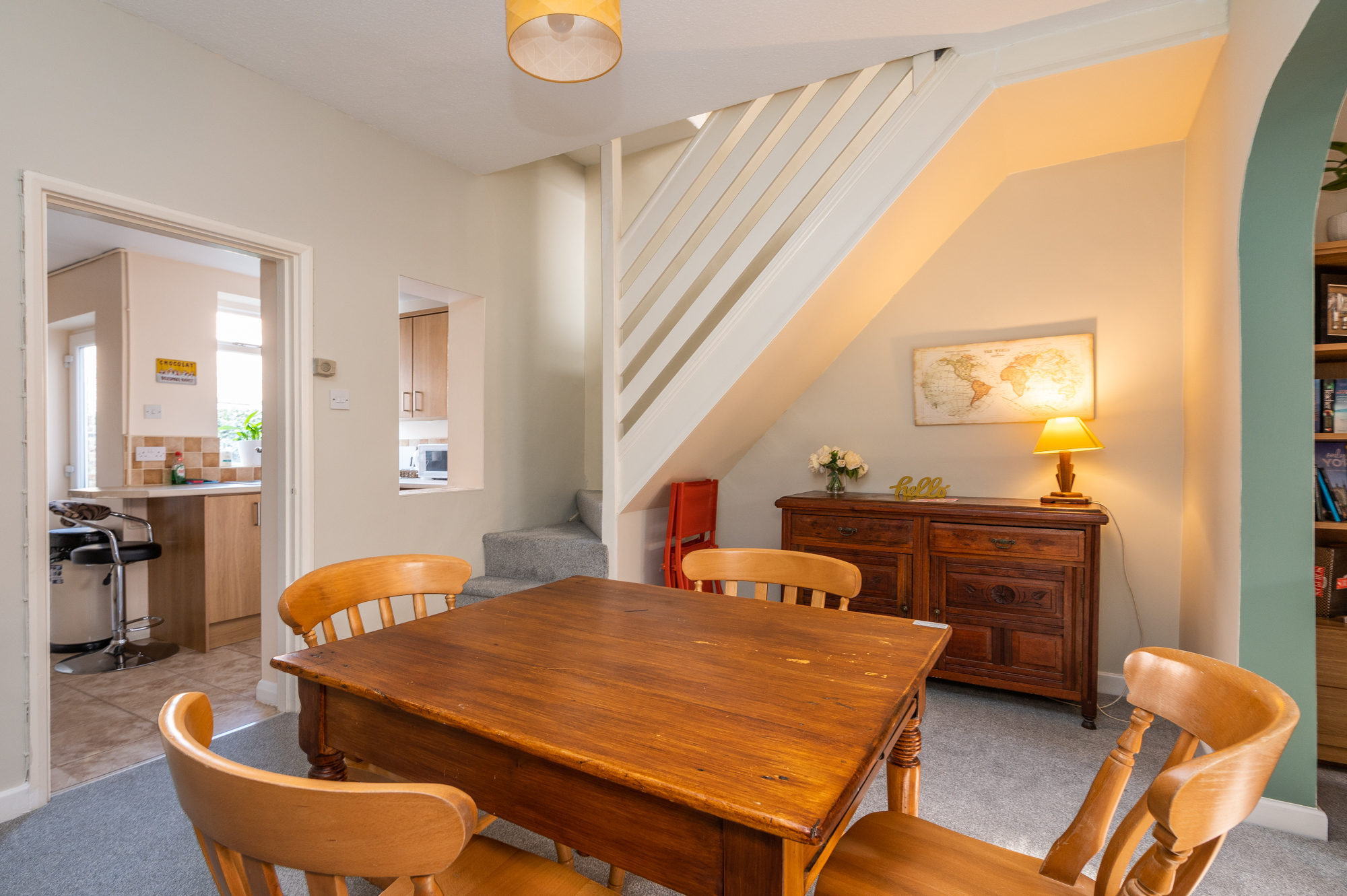 View Lockwood St · Cosy, Central Victorian House in York with Parking - Pass the Keys in 10 Lockwood Street YO31 7QY Lockwood St · Cosy, Central Victorian House in York with Parking - Pass the Keys in 10 Lockwood Street YO31 7QY - Property image 9 - VivreStays
