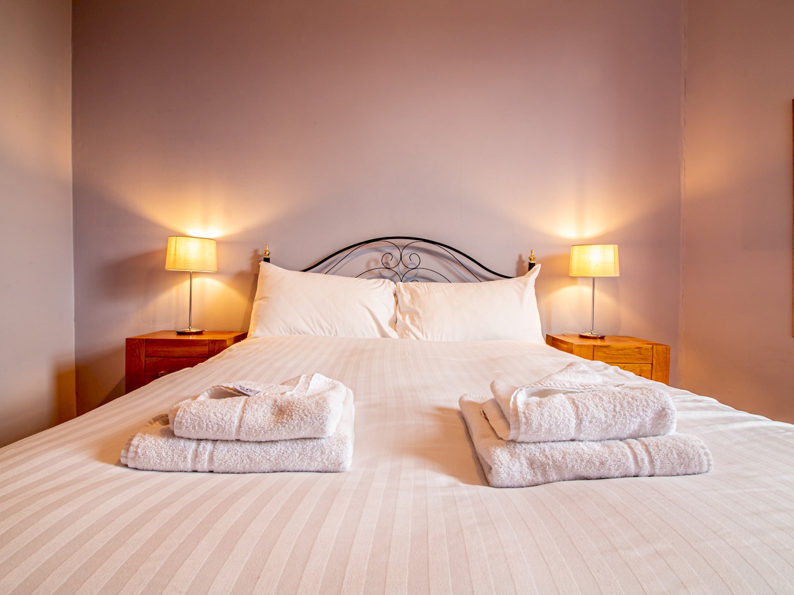 Beautiful and Bright Georgian Style Morningside Apartment - Pass the Keys in 3F1, 149 Morningside Road EH10 4AX - Property image 11 - VivreStays