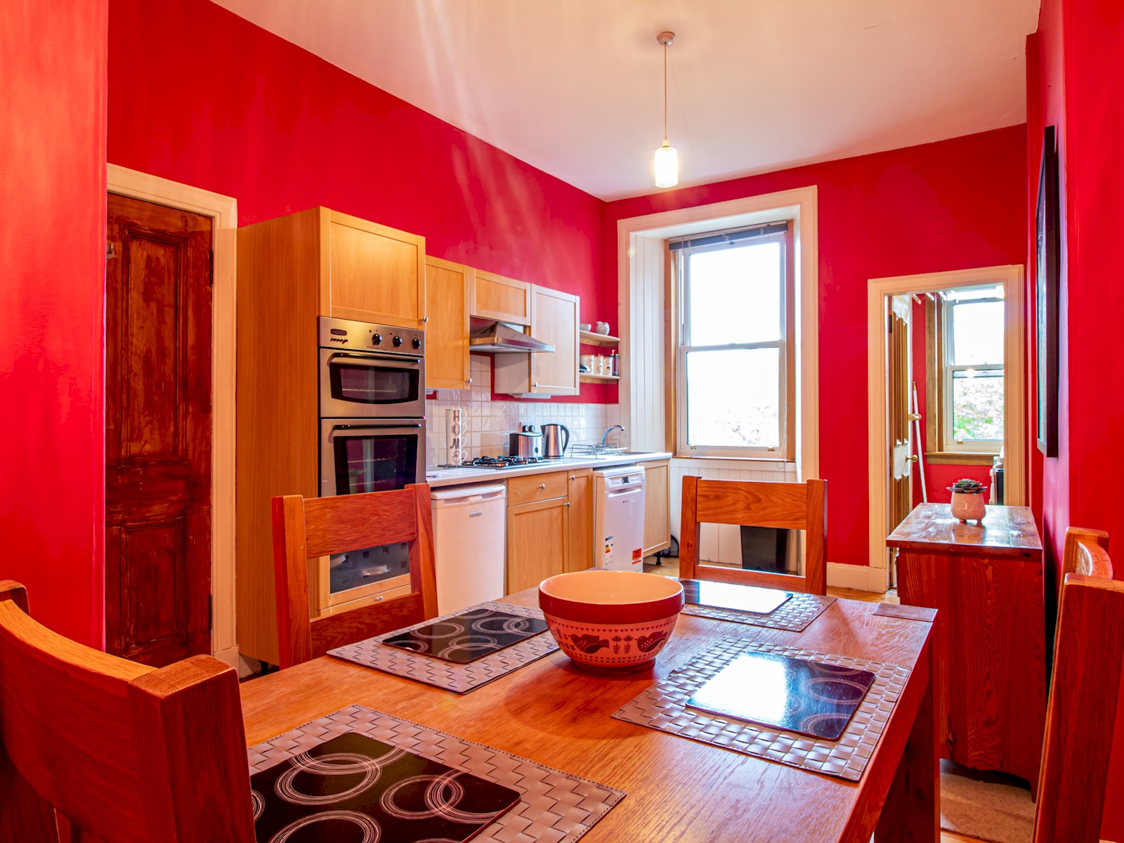 Beautiful and Bright Georgian Style Morningside Apartment - Pass the Keys in 3F1, 149 Morningside Road EH10 4AX - Property image 13 - VivreStays