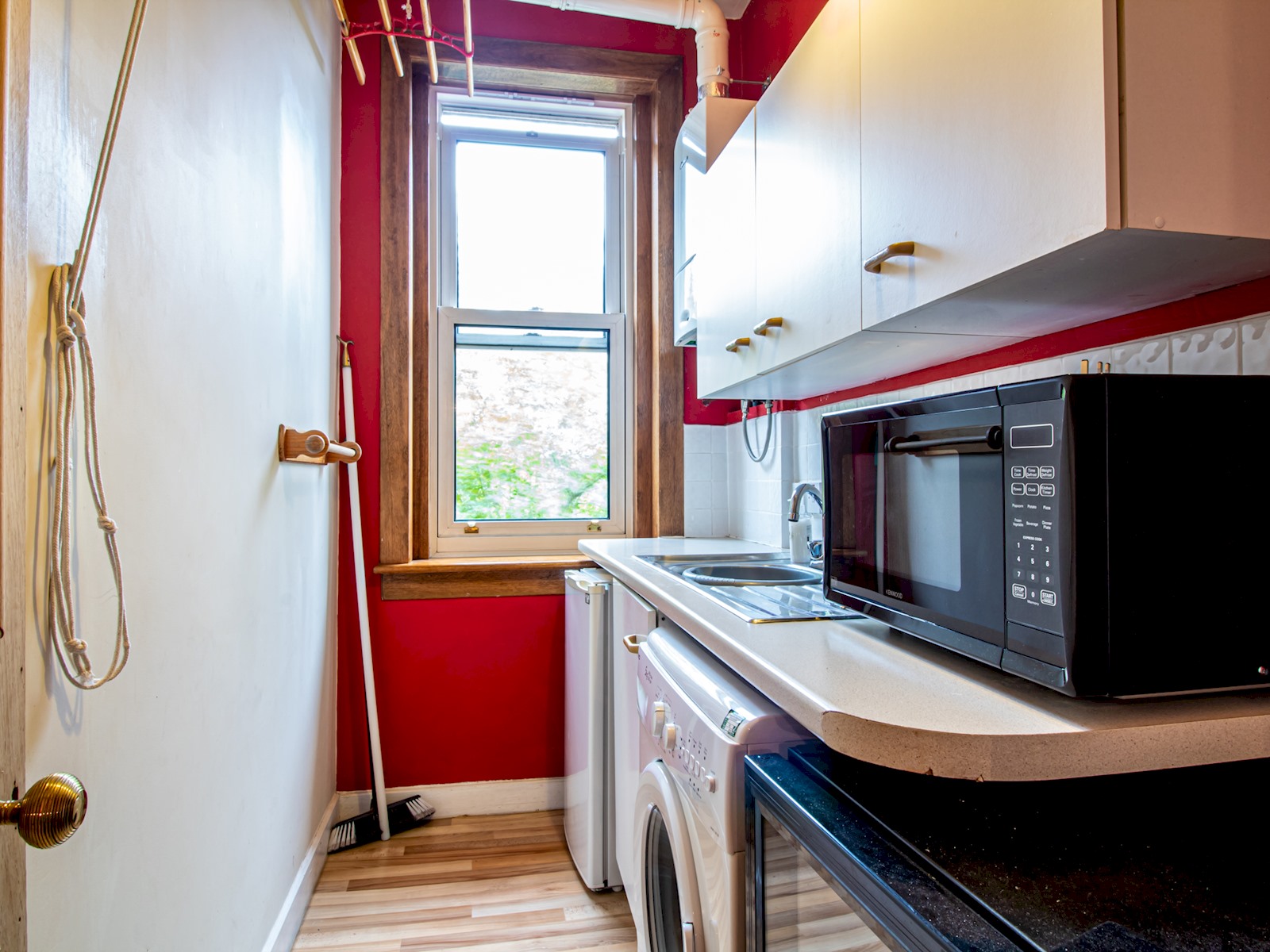 Beautiful and Bright Georgian Style Morningside Apartment - Pass the Keys in 3F1, 149 Morningside Road EH10 4AX - Property image 19 - VivreStays