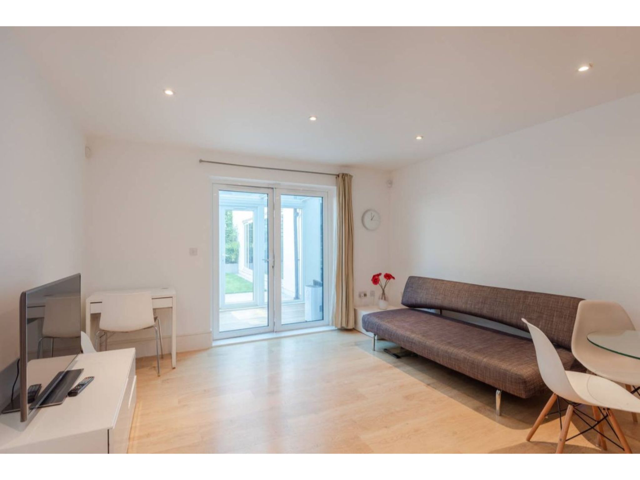 King's Cross Garden Flat - Pass the Keys in 6 Radius Apartments, Omega Place N1 9DR - Property image 6 - VivreStays