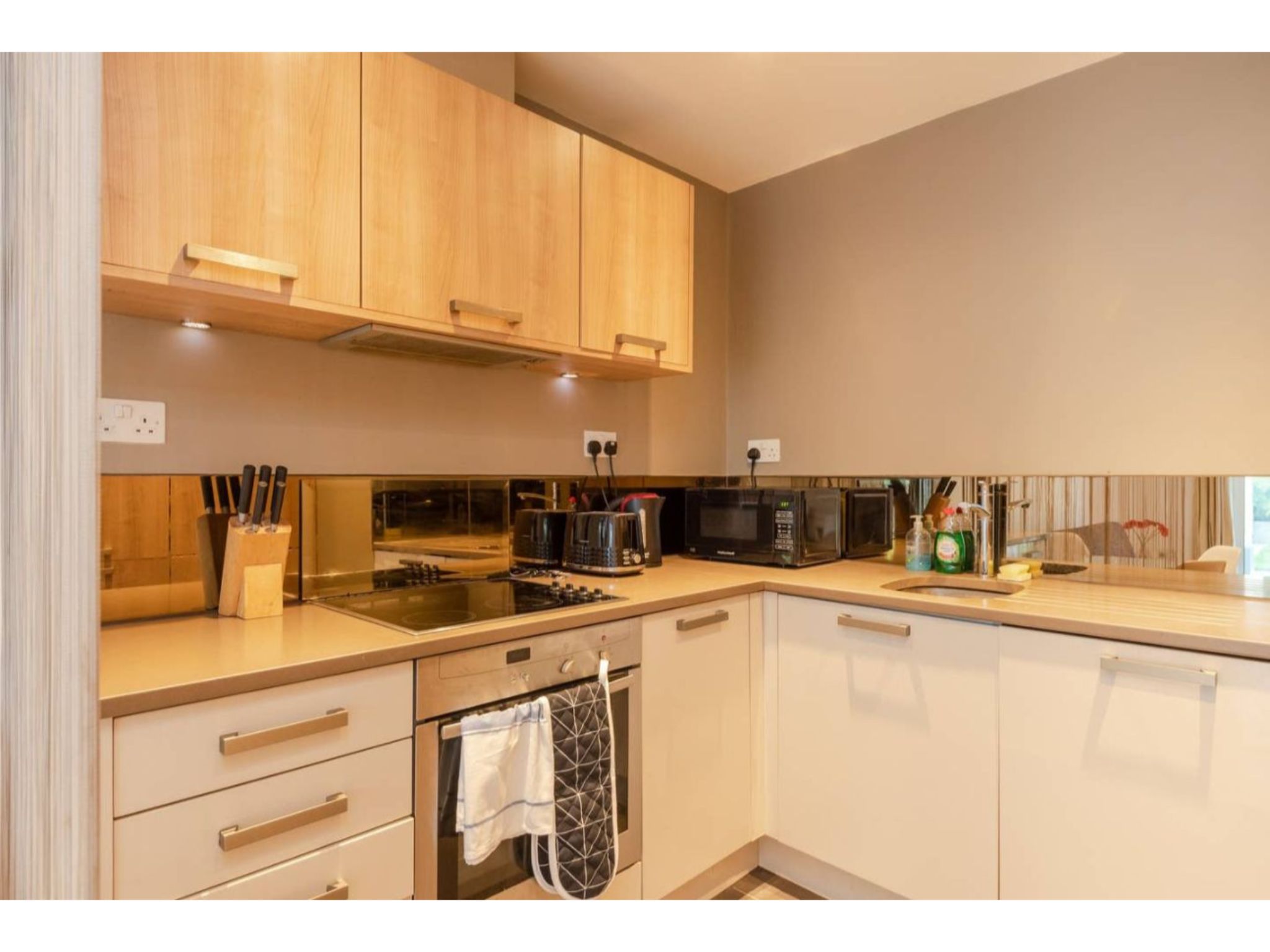 King's Cross Garden Flat - Pass the Keys in 6 Radius Apartments, Omega Place N1 9DR - Property image 11 - VivreStays