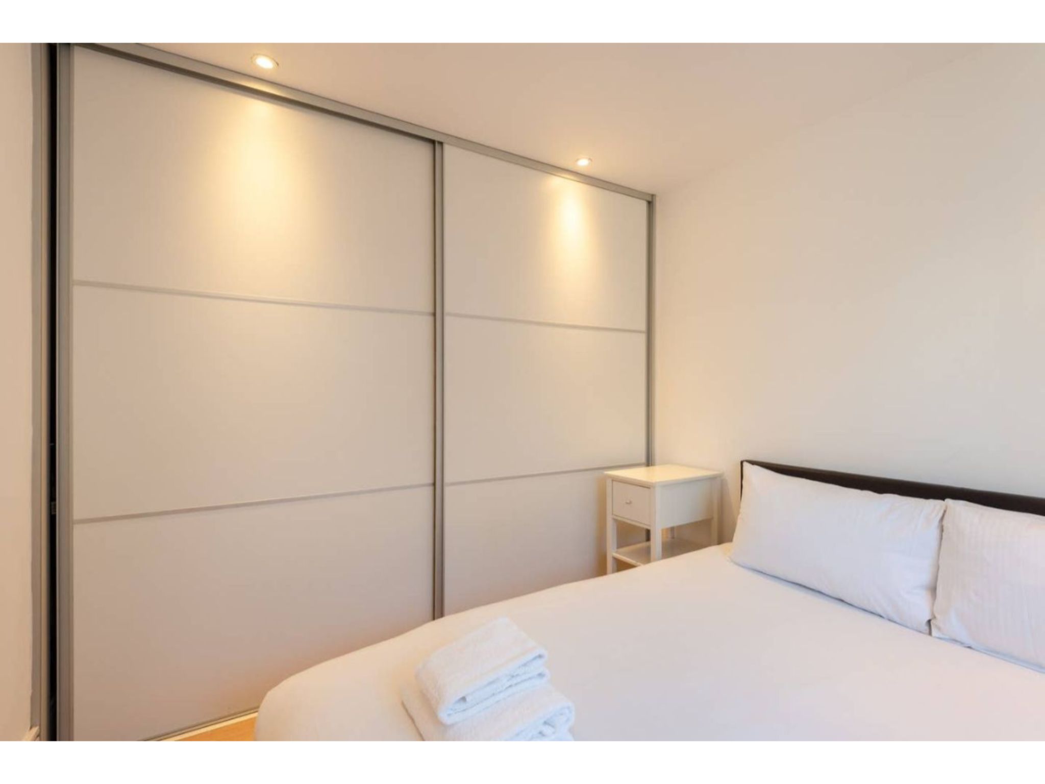 King's Cross Garden Flat - Pass the Keys in 6 Radius Apartments, Omega Place N1 9DR - Property image 16 - VivreStays