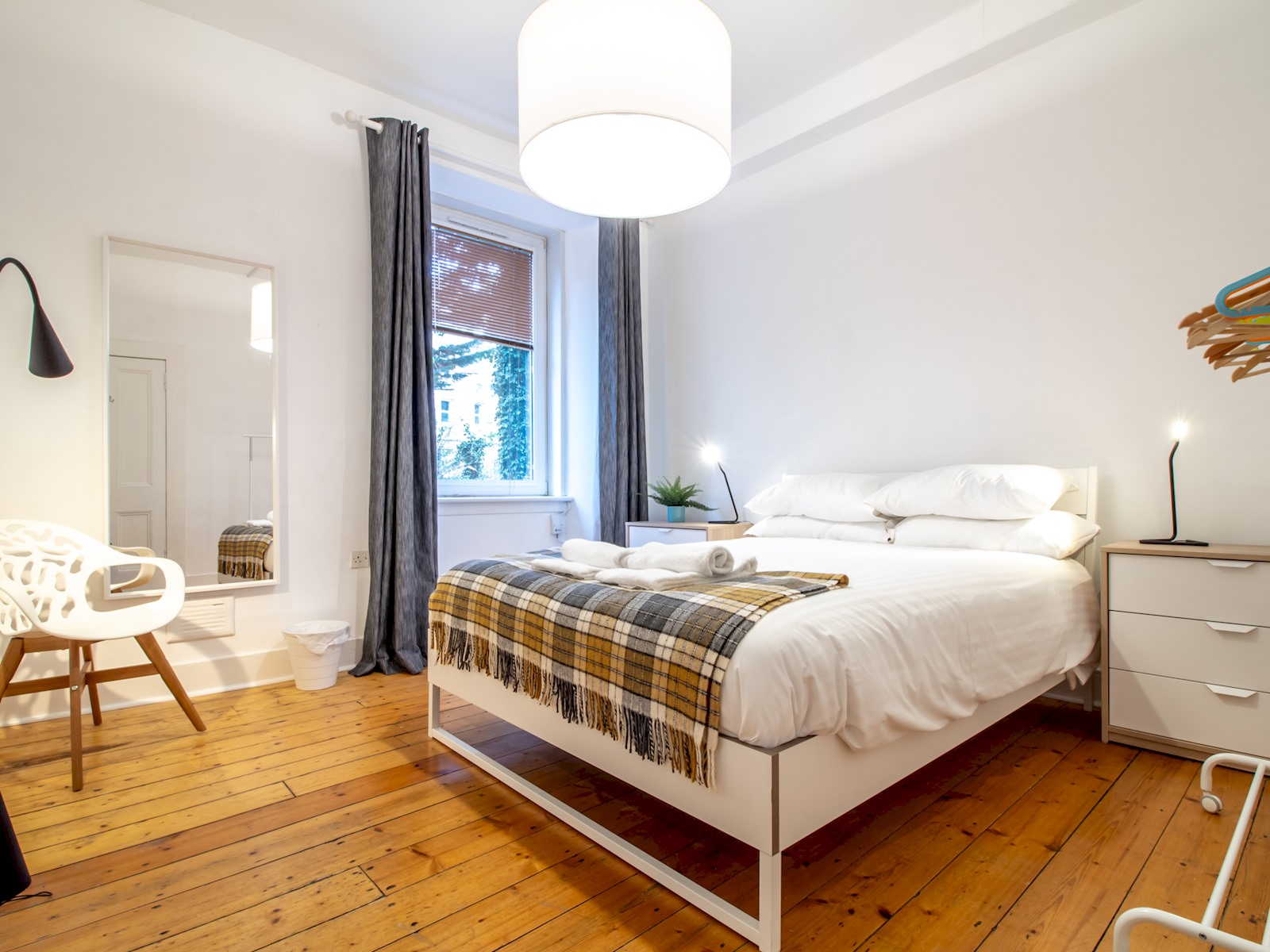 Stylish 1-Bed Flat- Edinburgh - Pass the Keys in Flat 4, 9 Orwell Terrace, Edinburgh EH11, UK, EH11 2DX EH11 2DX - Property image 2 - VivreStays