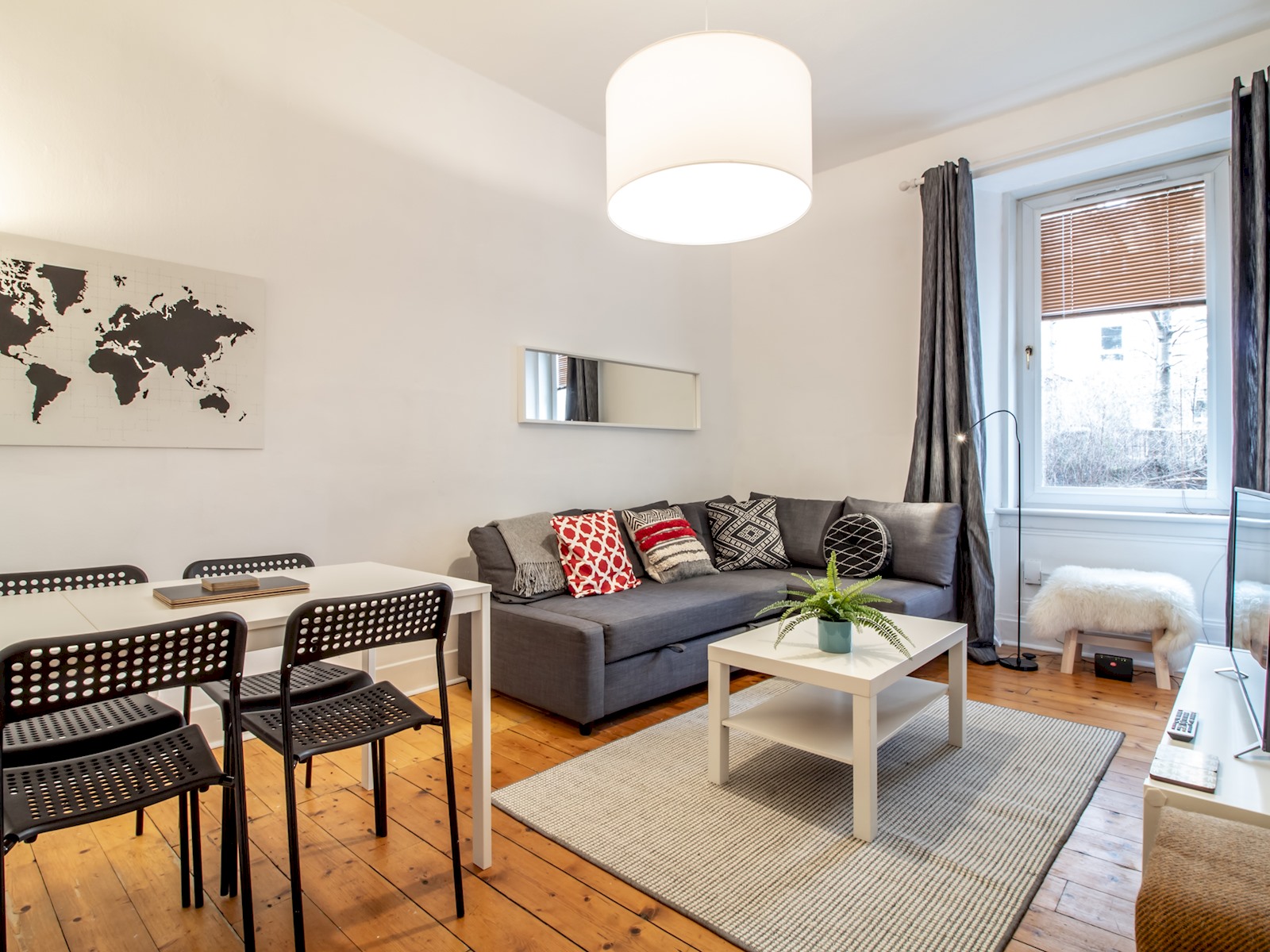 Stylish 1-Bed Flat- Edinburgh - Pass the Keys serviced apartment - Edinburgh - VivreStays