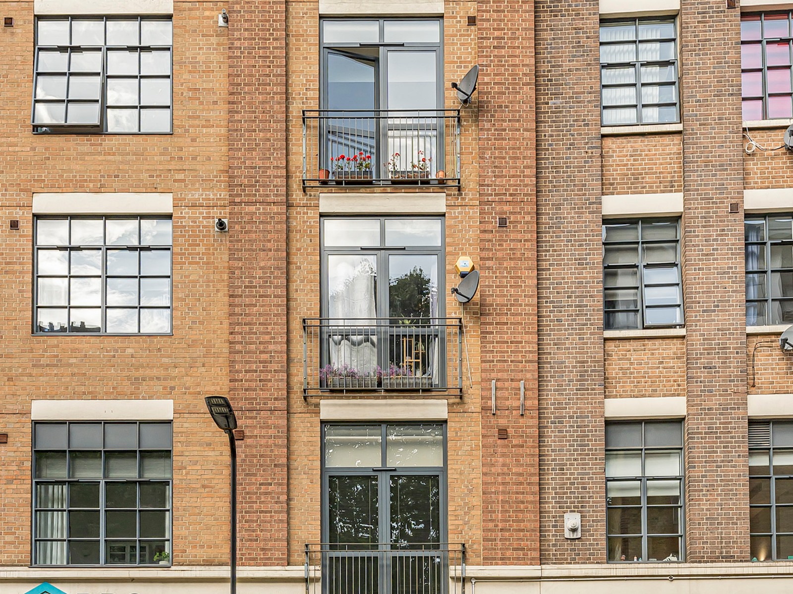 Studio flat in Shoreditch - Pass the Keys in 31 Boundary St E2 7JQ - Property image 29 - VivreStays