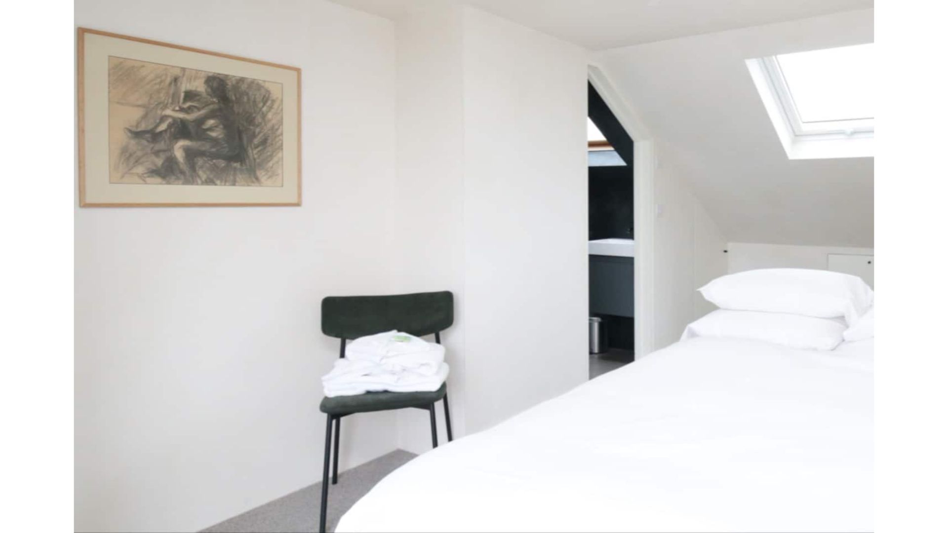 Stunning, Brand New 3BR Home - Central Oxford - Pass the Keys in 61 East Avenue OX4 1XR - Property image 14 - VivreStays