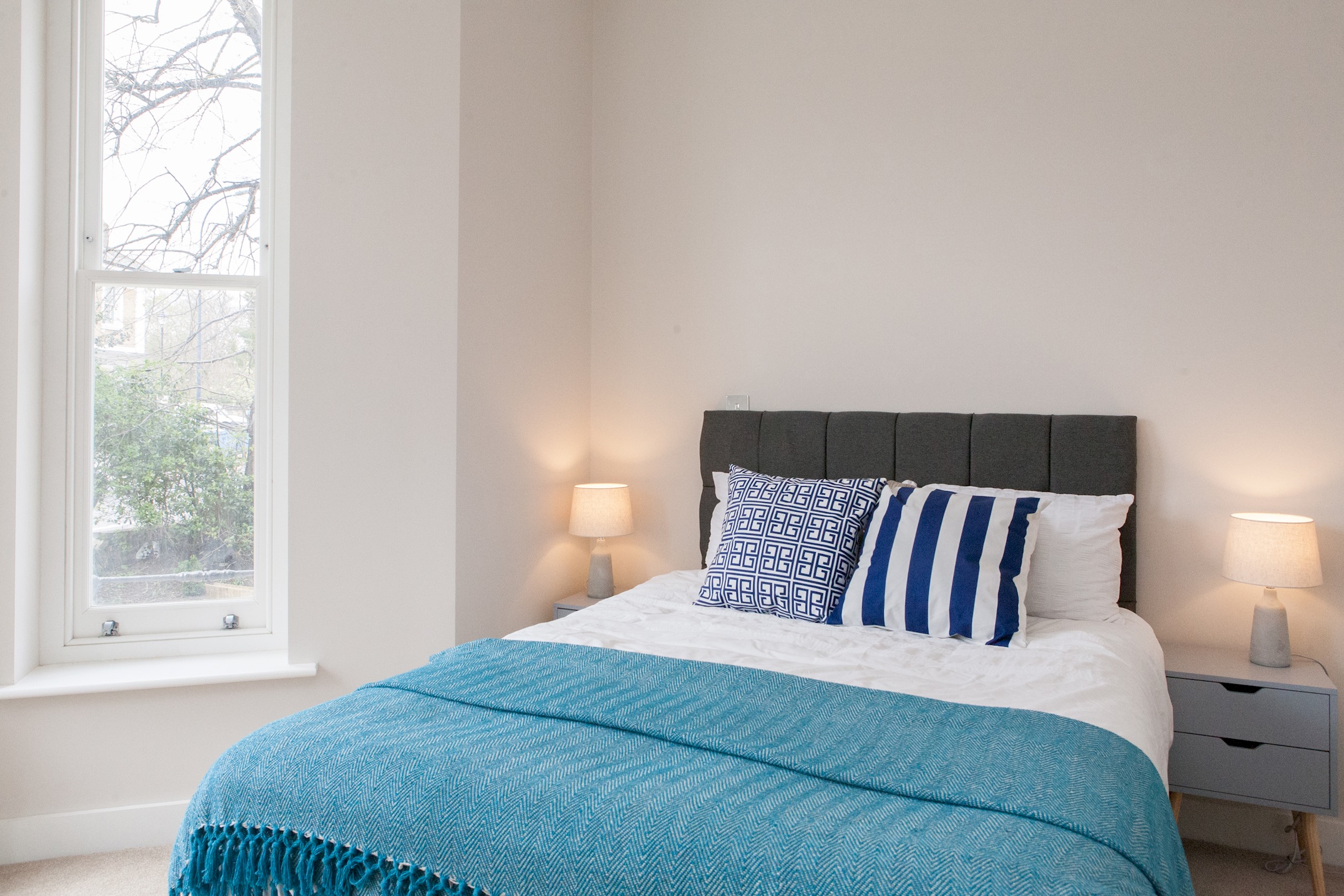 Beautiful 2 bed terrace flat close to Greenwich -  Pass the Keys in Flat 2, 70 Loampit Hill SE13 7SX - Property image 3 - VivreStays