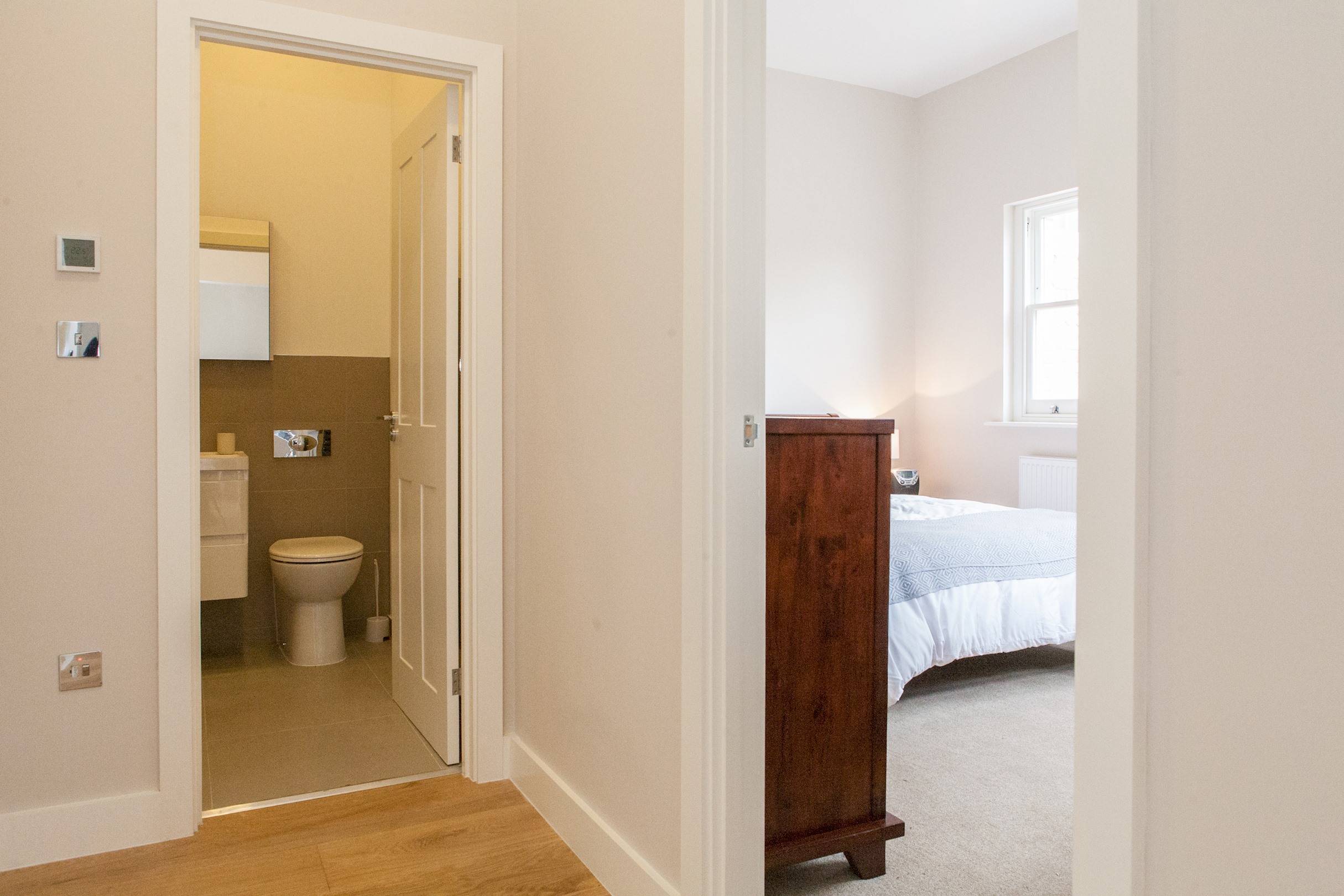 Beautiful 2 bed terrace flat close to Greenwich -  Pass the Keys in Flat 2, 70 Loampit Hill SE13 7SX - Property image 14 - VivreStays