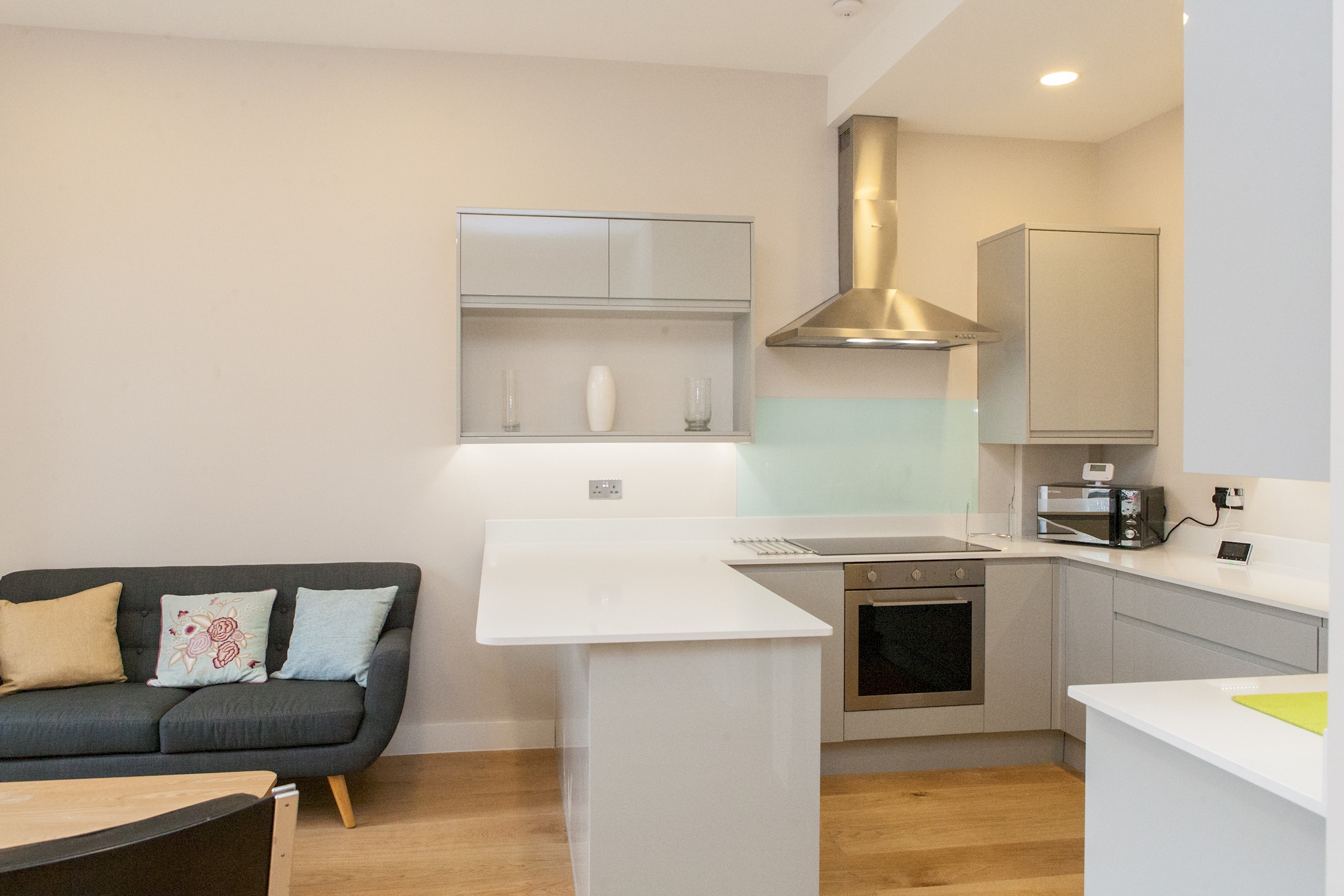 Beautiful 2 bed terrace flat close to Greenwich -  Pass the Keys in Flat 2, 70 Loampit Hill SE13 7SX - Property image 18 - VivreStays